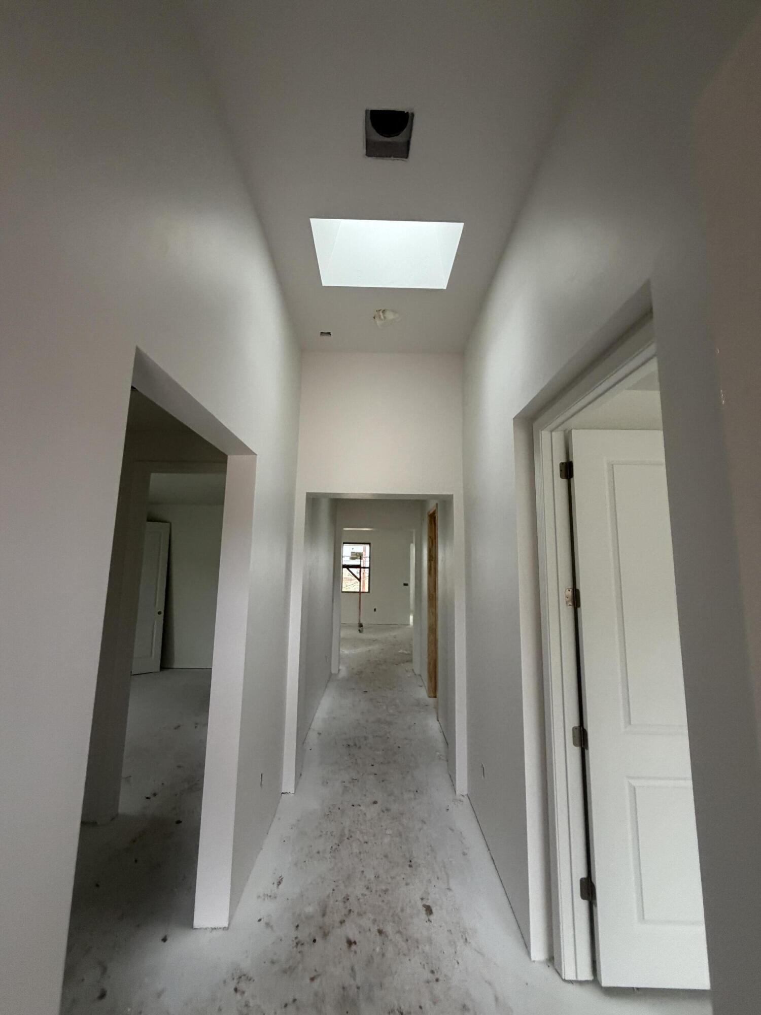 Photo 19 — 1222 Villa Road SE