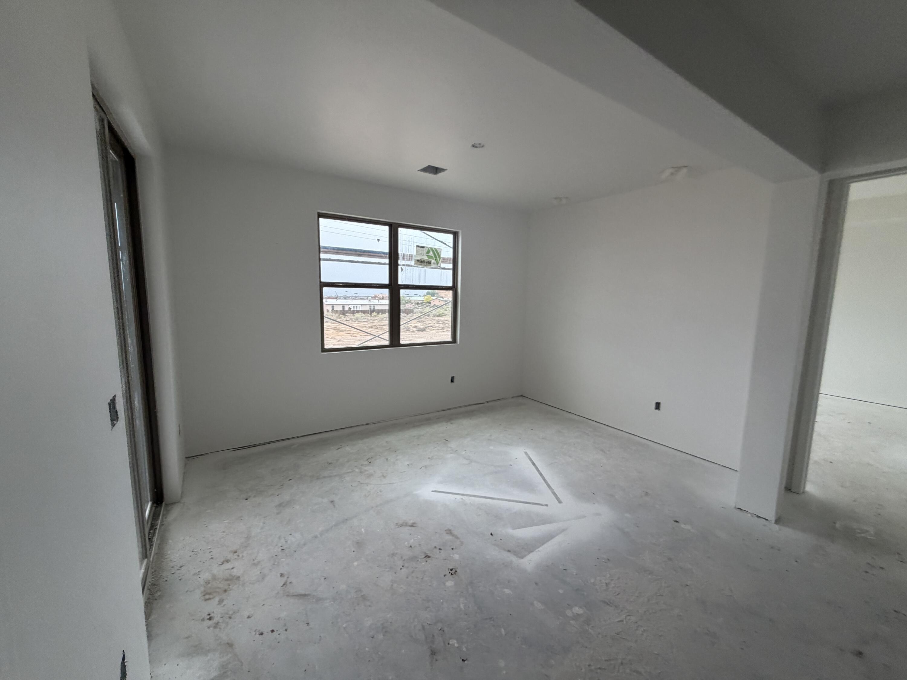 Photo 4 — 1222 Villa Road SE