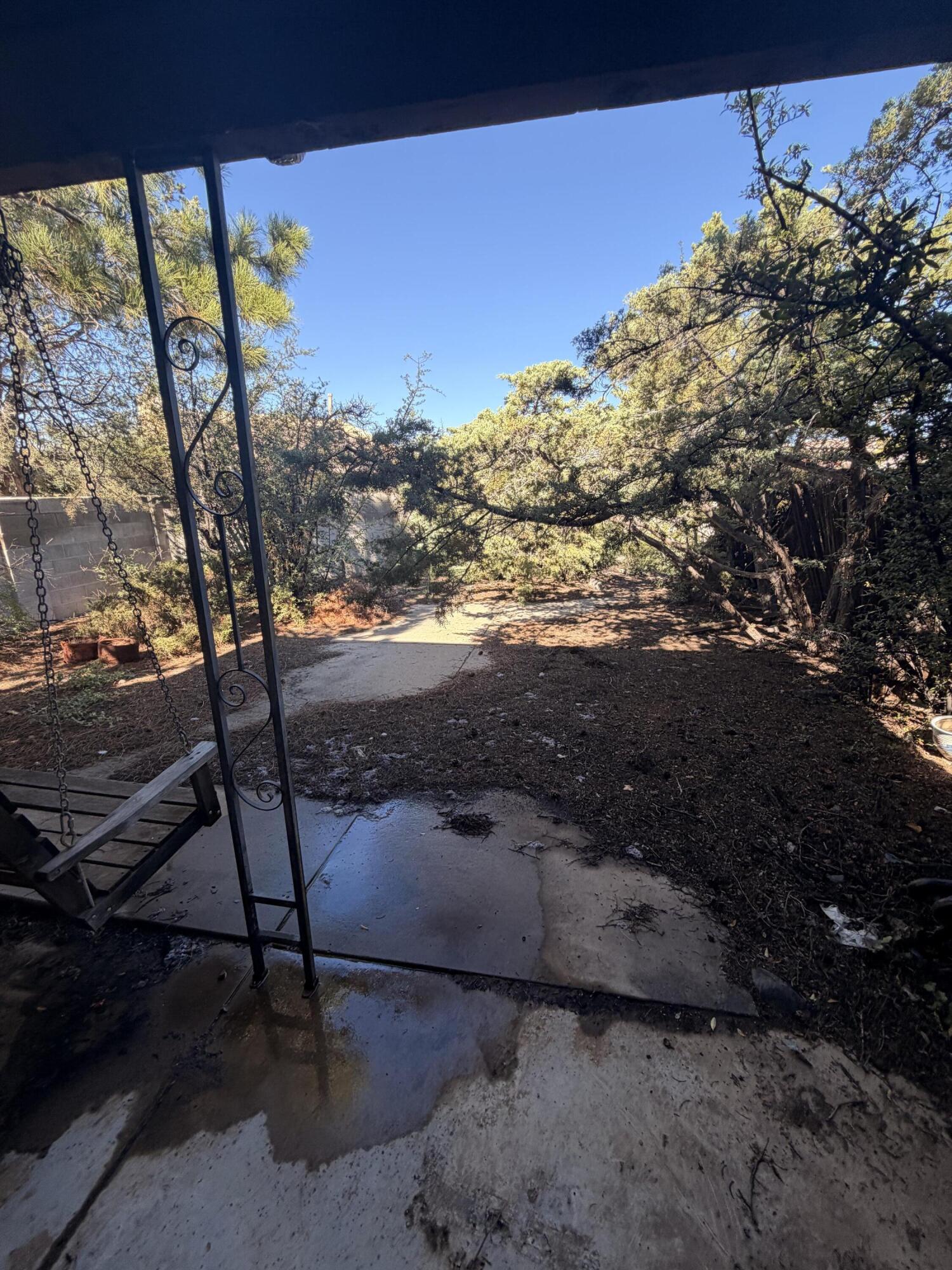 Photo 3 — 1415 Nemesia Place NE