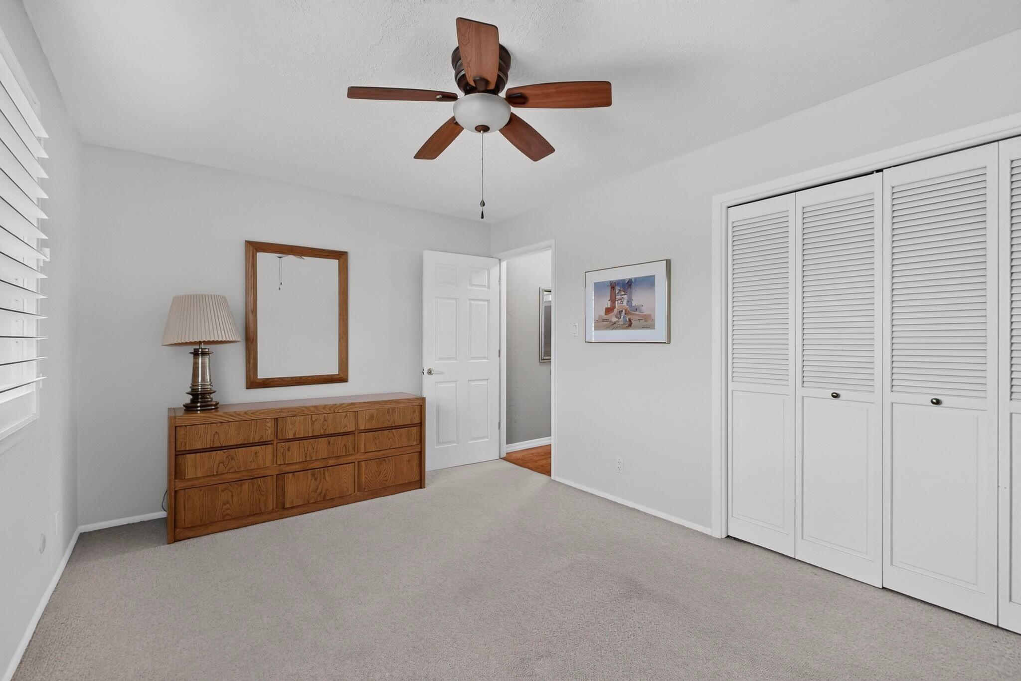 Photo 11 — 2925 Cutler Avenue NE