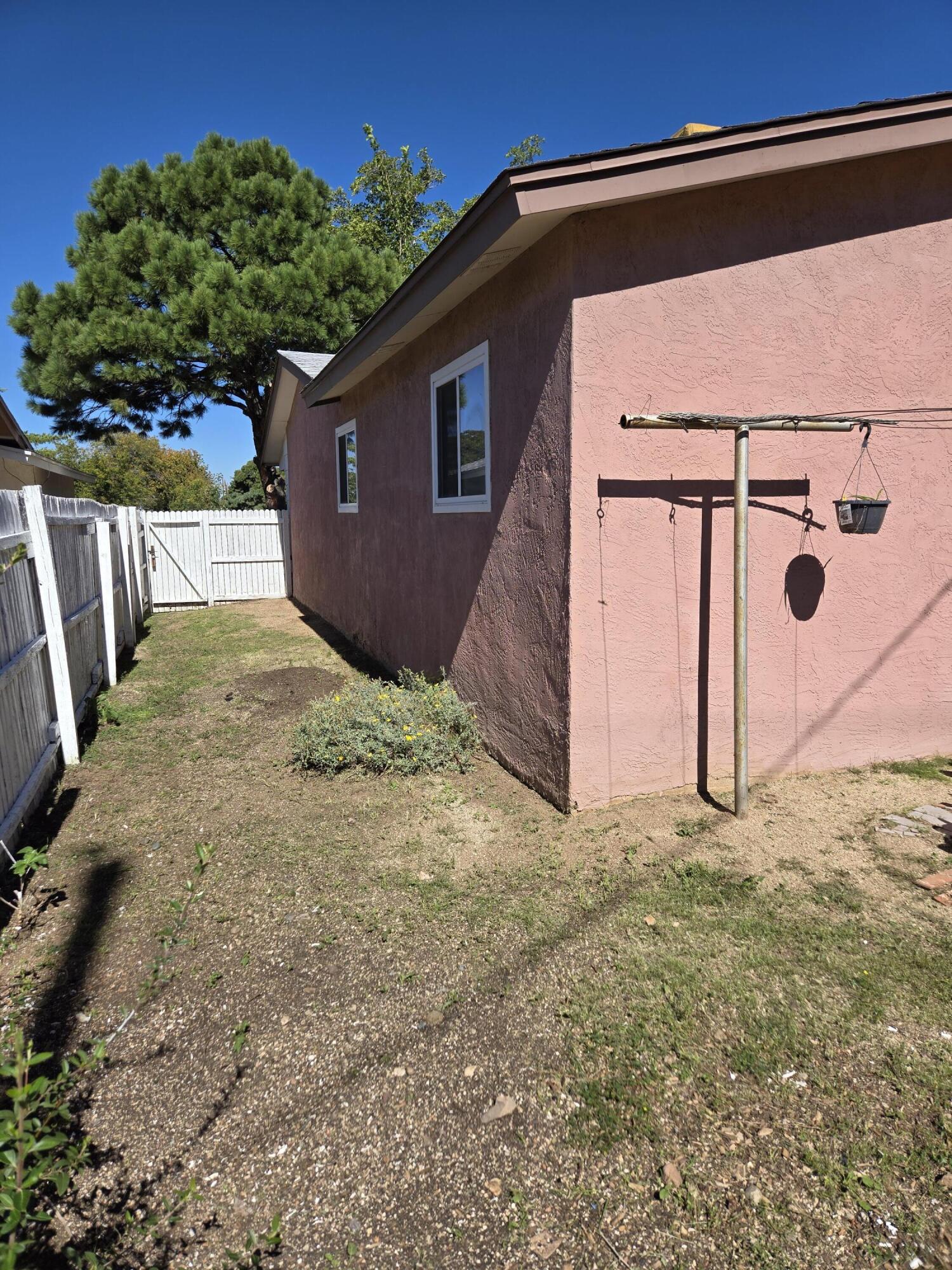 Photo 10 — 12908 Granite Avenue NE