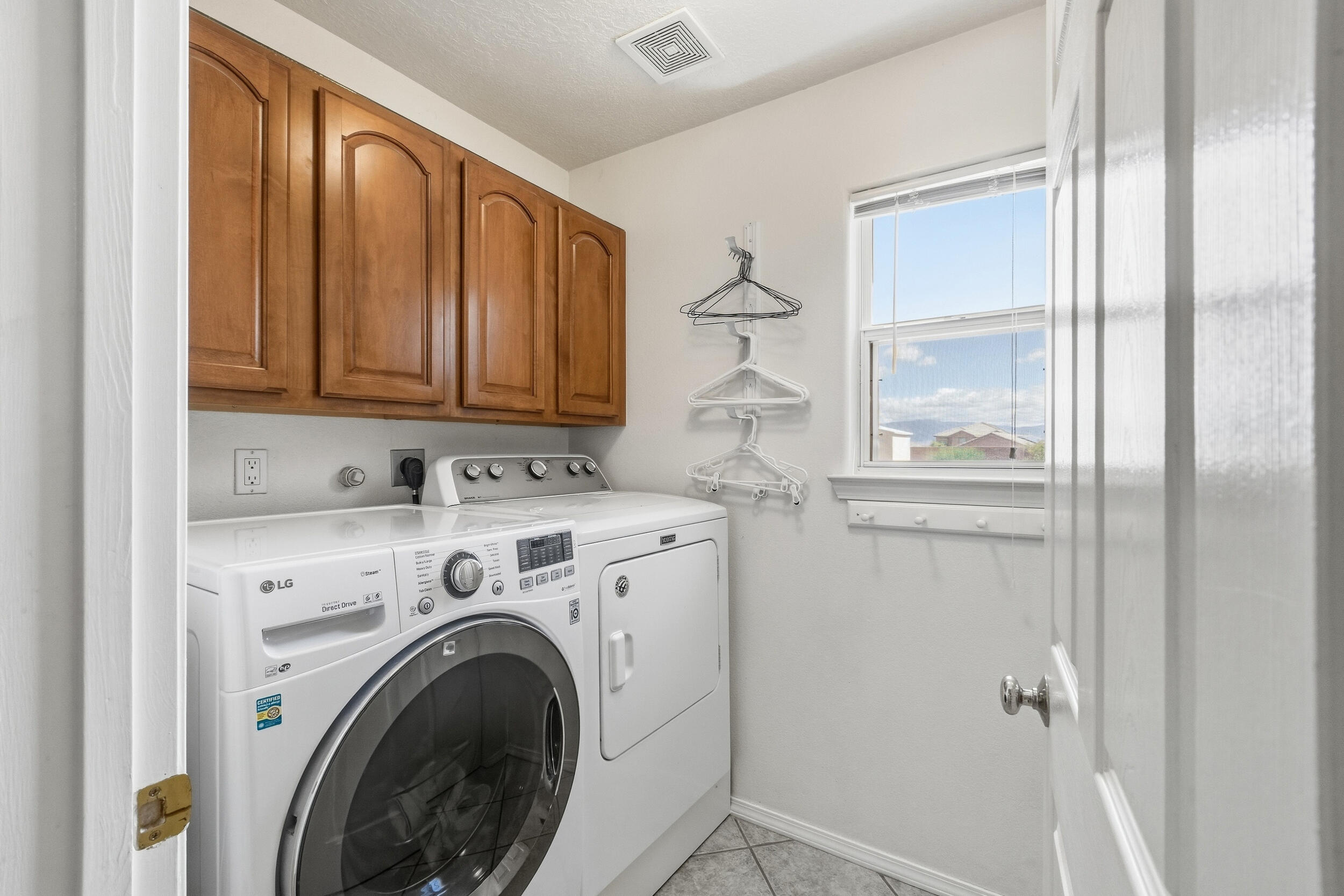 Photo 6 — 1521 Bosque Vista Loop NW