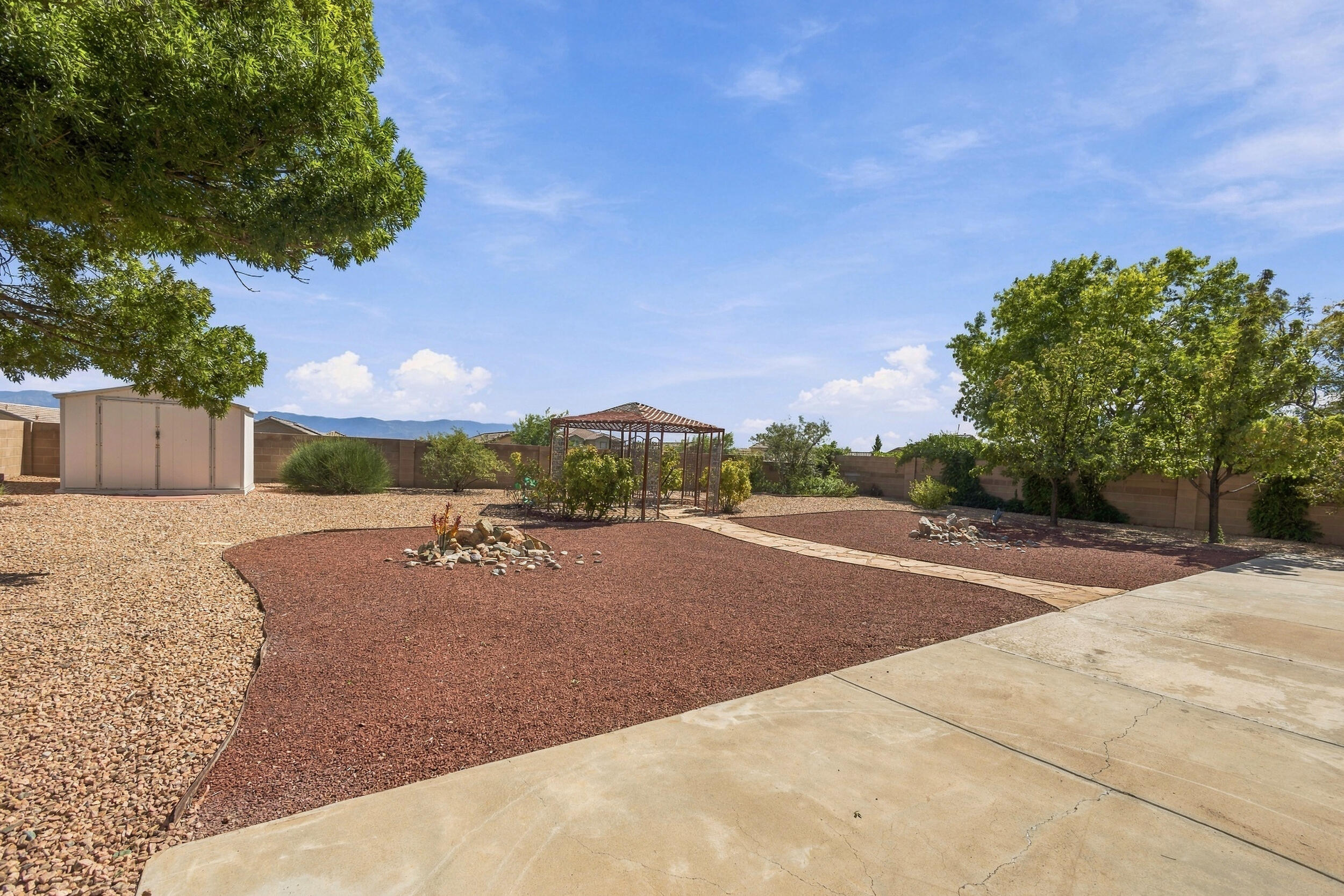 Photo 13 — 1521 Bosque Vista Loop NW