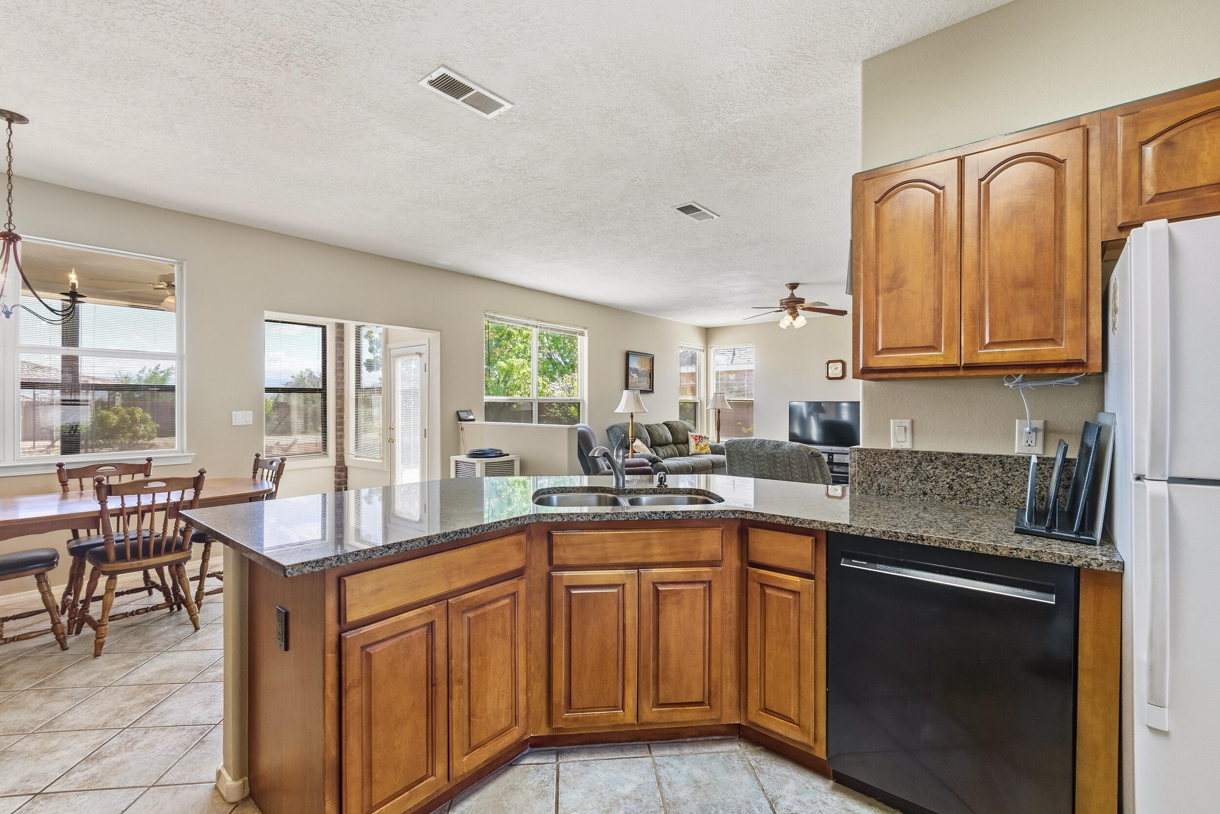 Photo 18 — 1521 Bosque Vista Loop NW