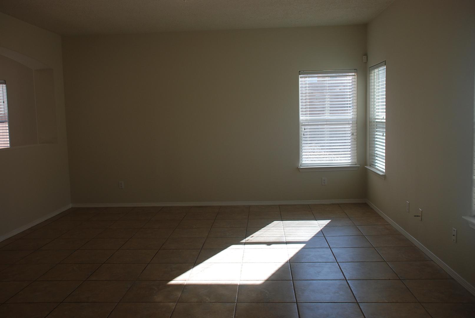 Photo 18 — 1471 Libertado Court NW