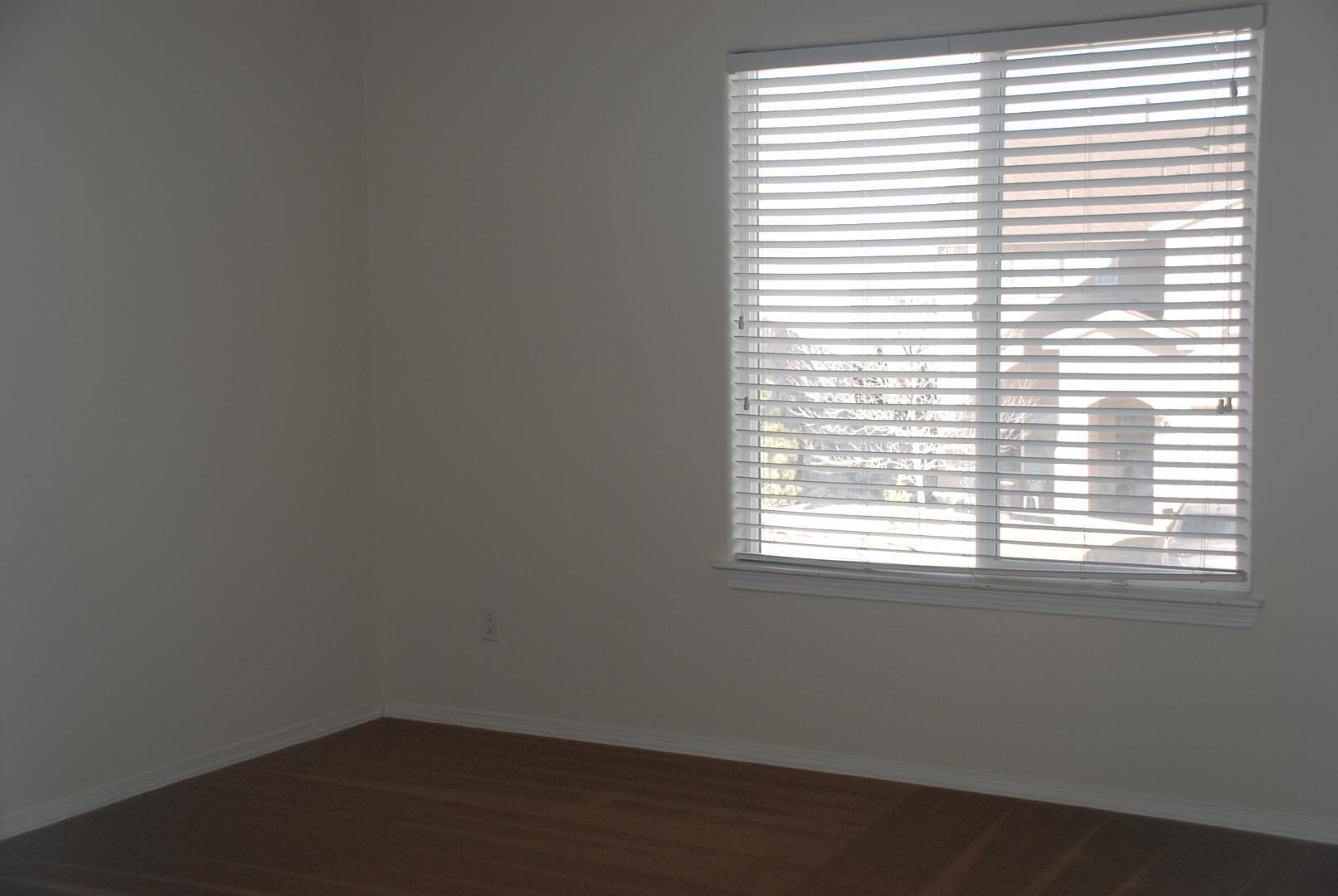 Photo 9 — 1471 Libertado Court NW