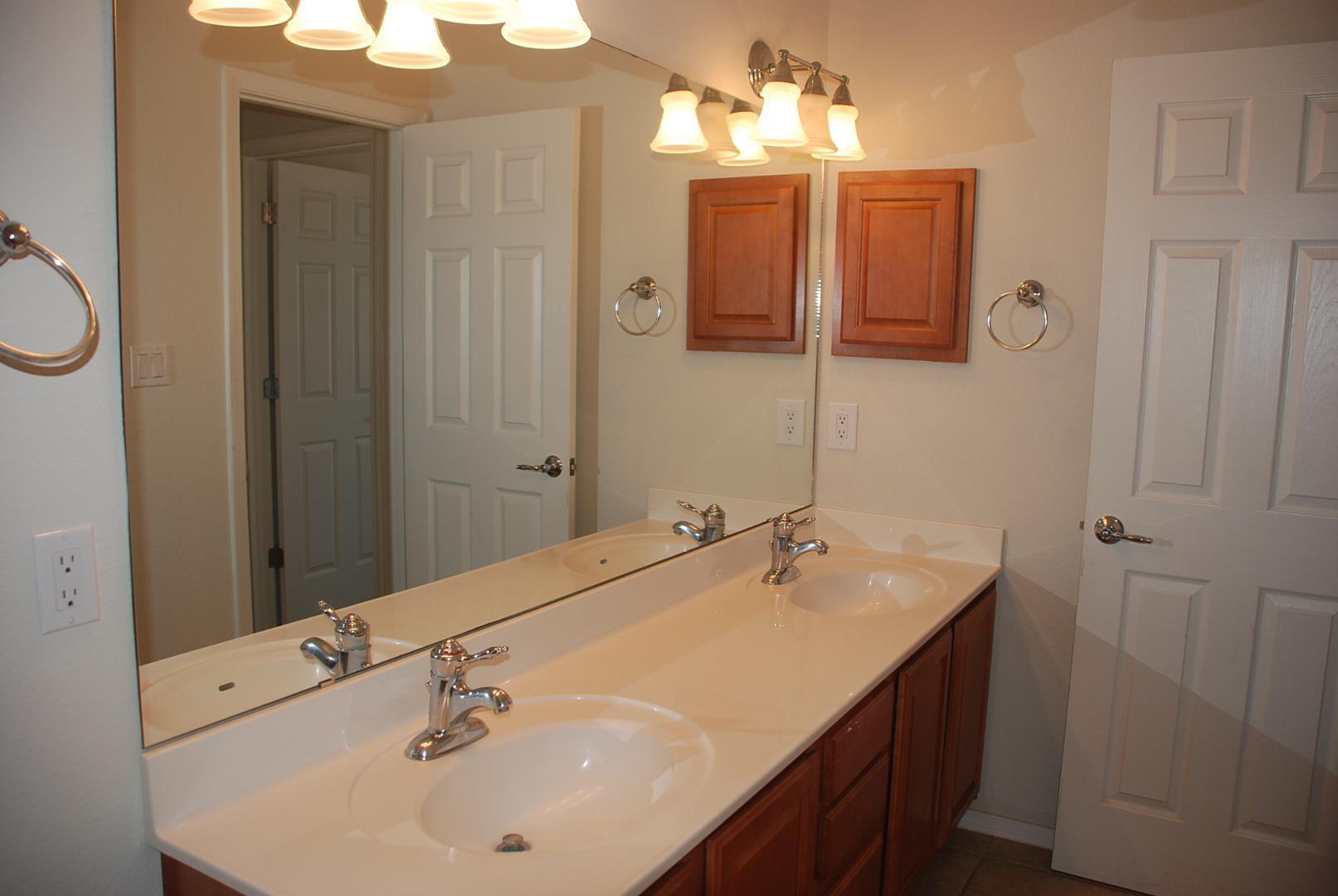 Photo 3 — 1471 Libertado Court NW
