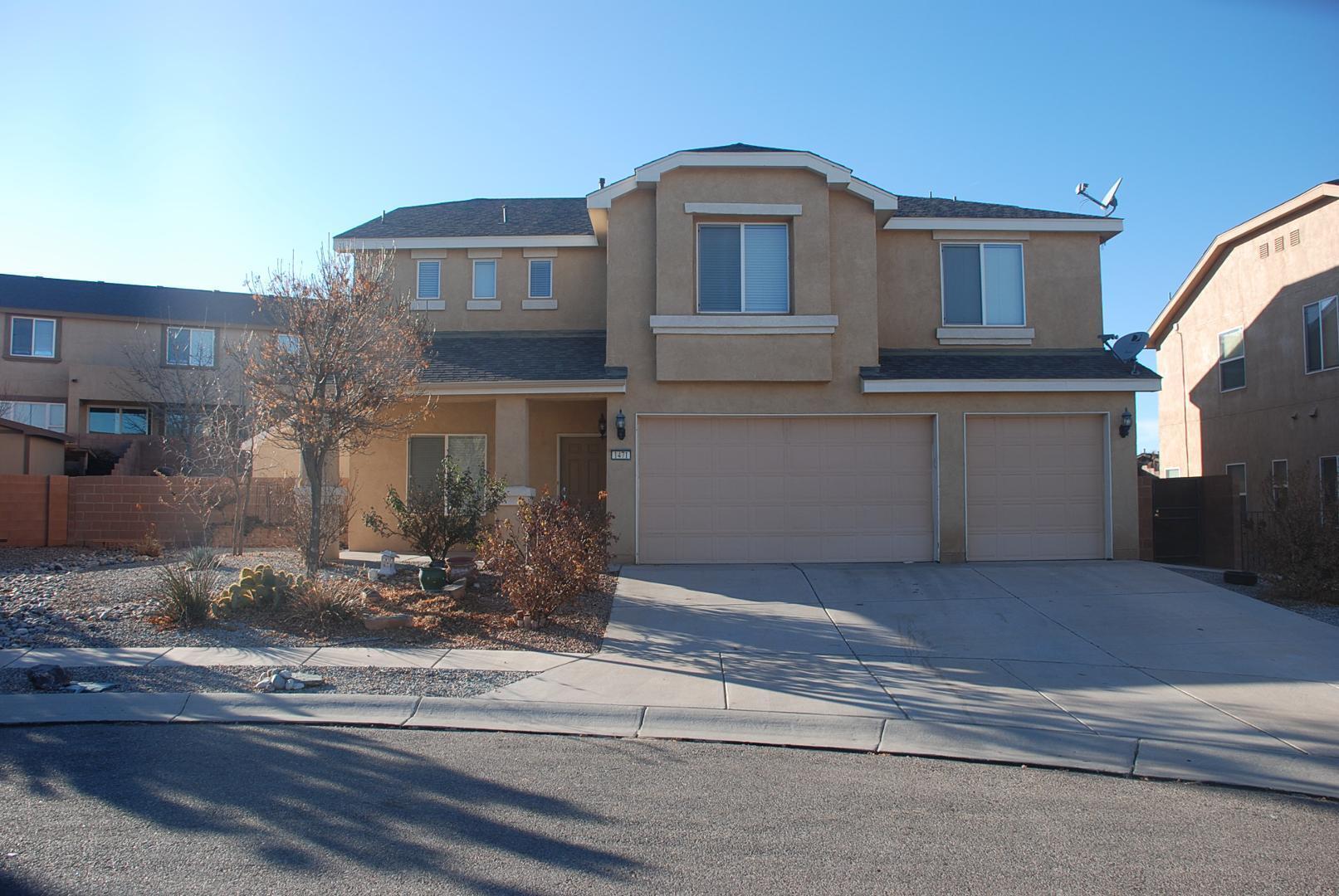 Photo 10 — 1471 Libertado Court NW