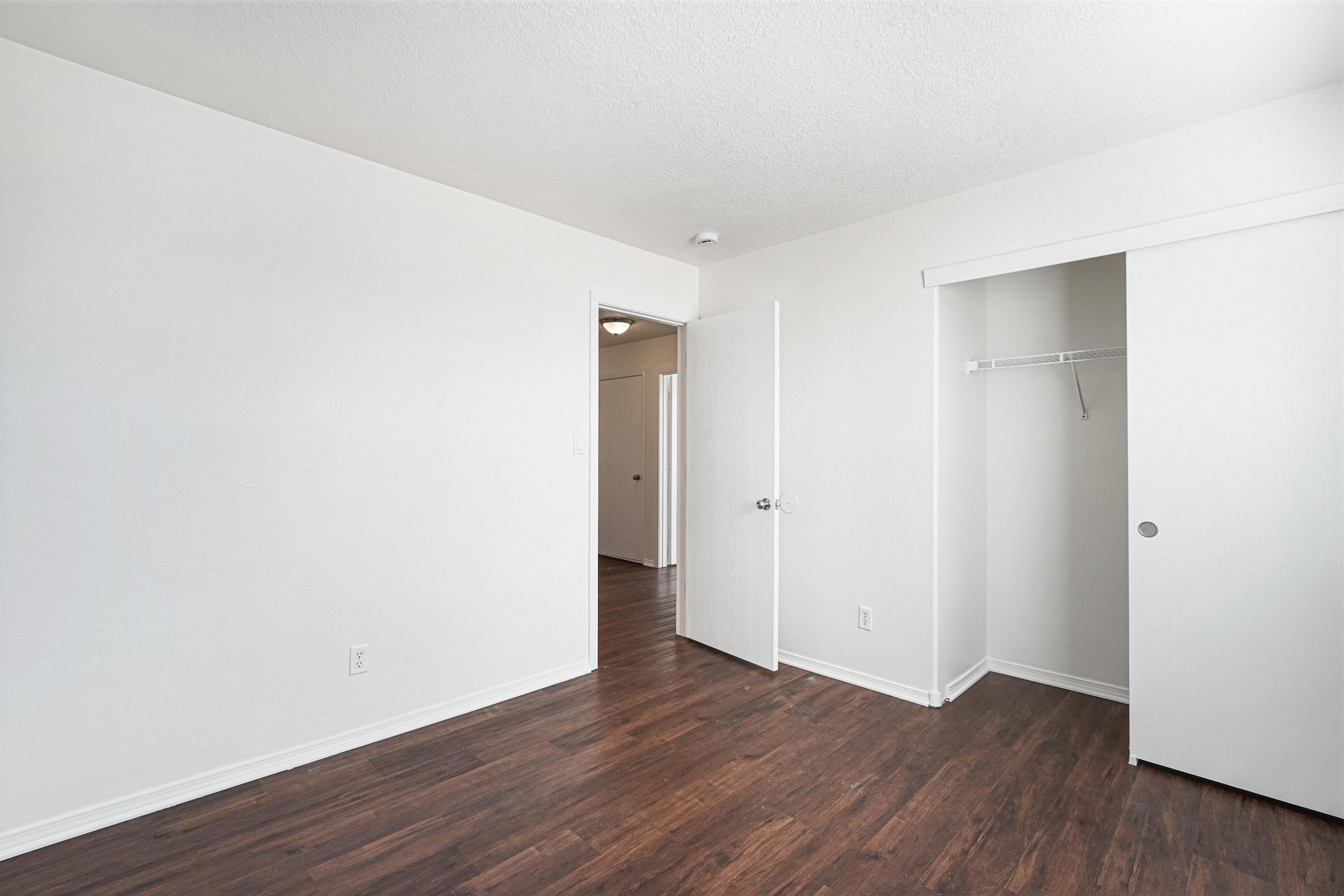 Photo 16 — 5205 Caprock Drive NE