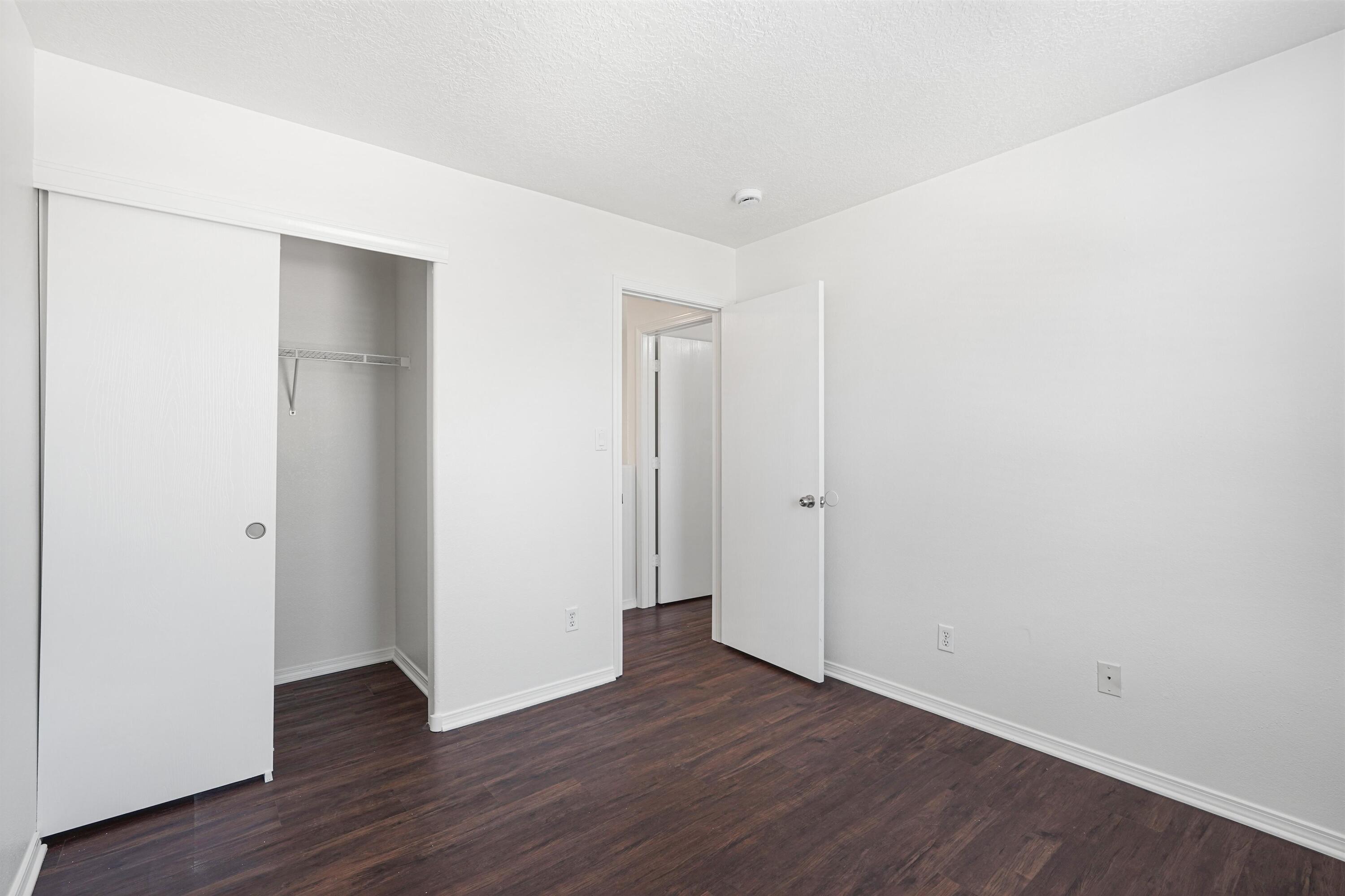 Photo 18 — 5205 Caprock Drive NE