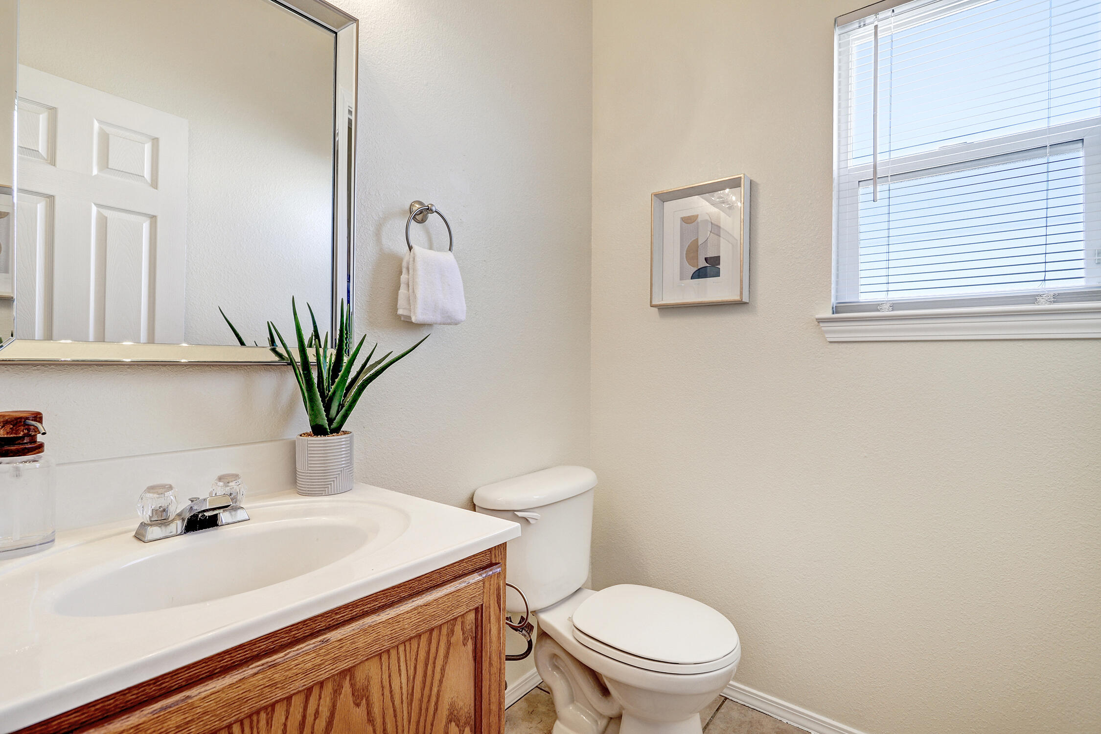 Photo 12 — 9924 Prestige Court NW