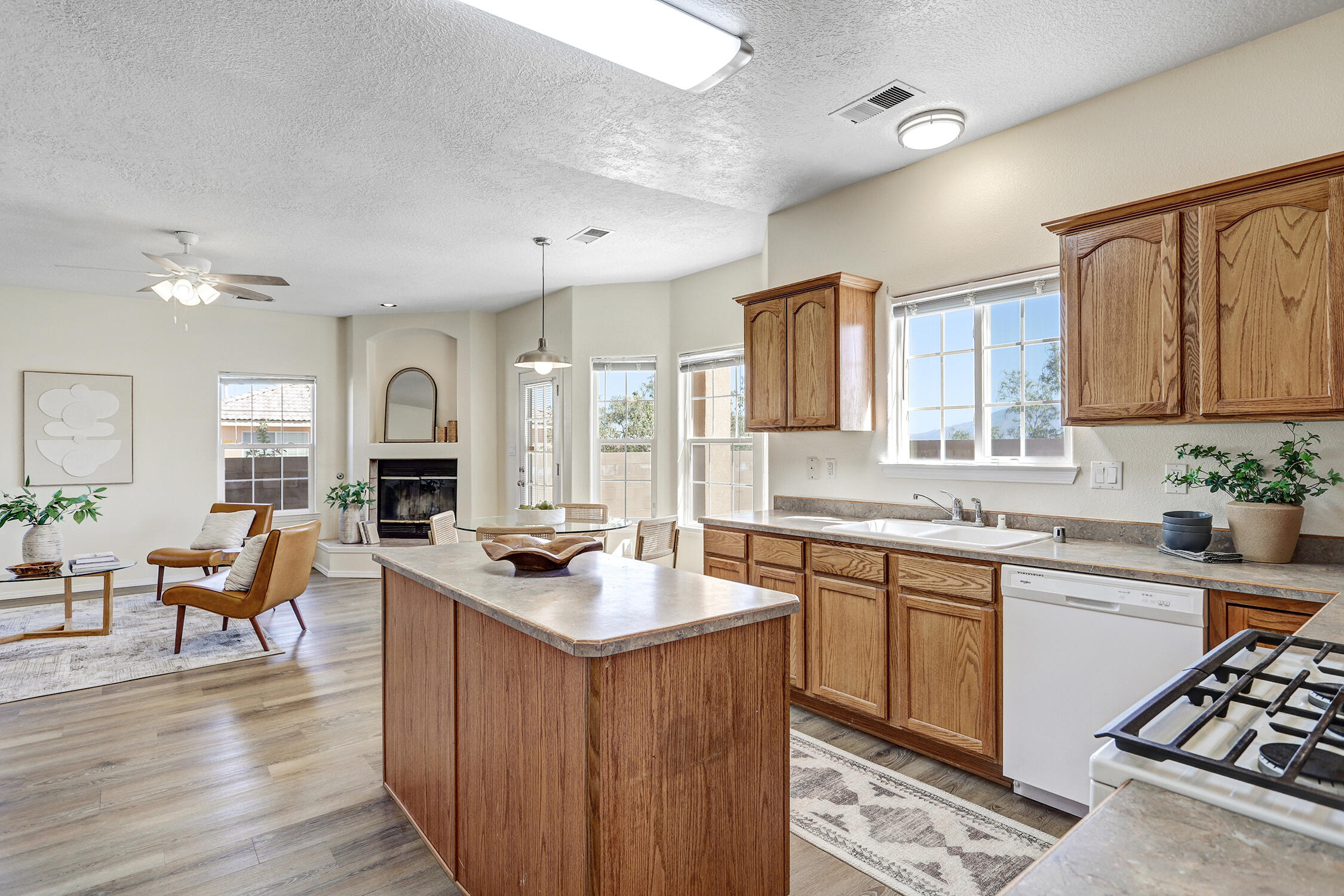 Photo 6 — 9924 Prestige Court NW