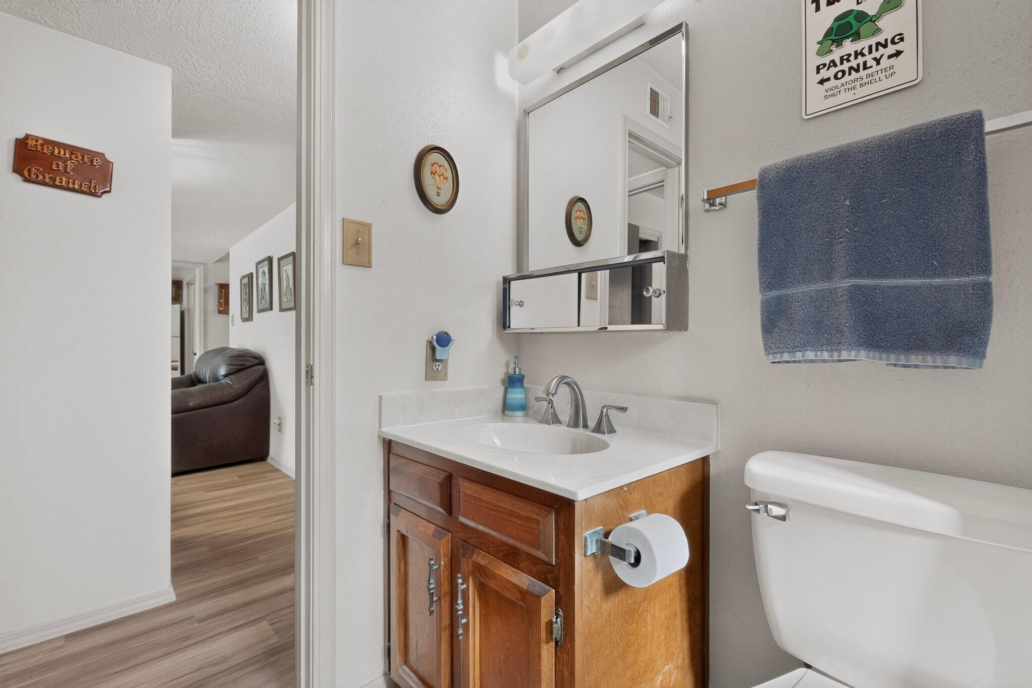 Photo 12 — 9933 Clearwater Street NW