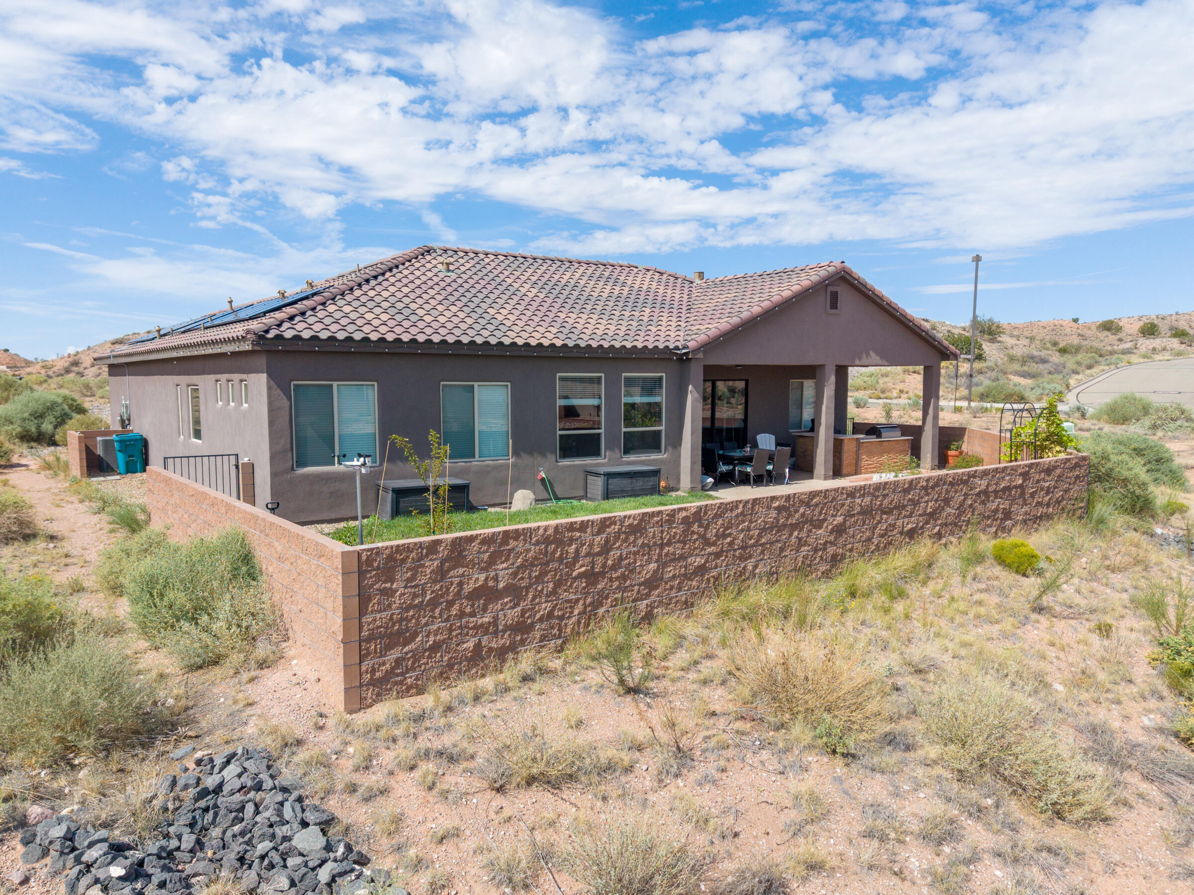 Photo 8 — 5572 Barranca Overlook Court NE