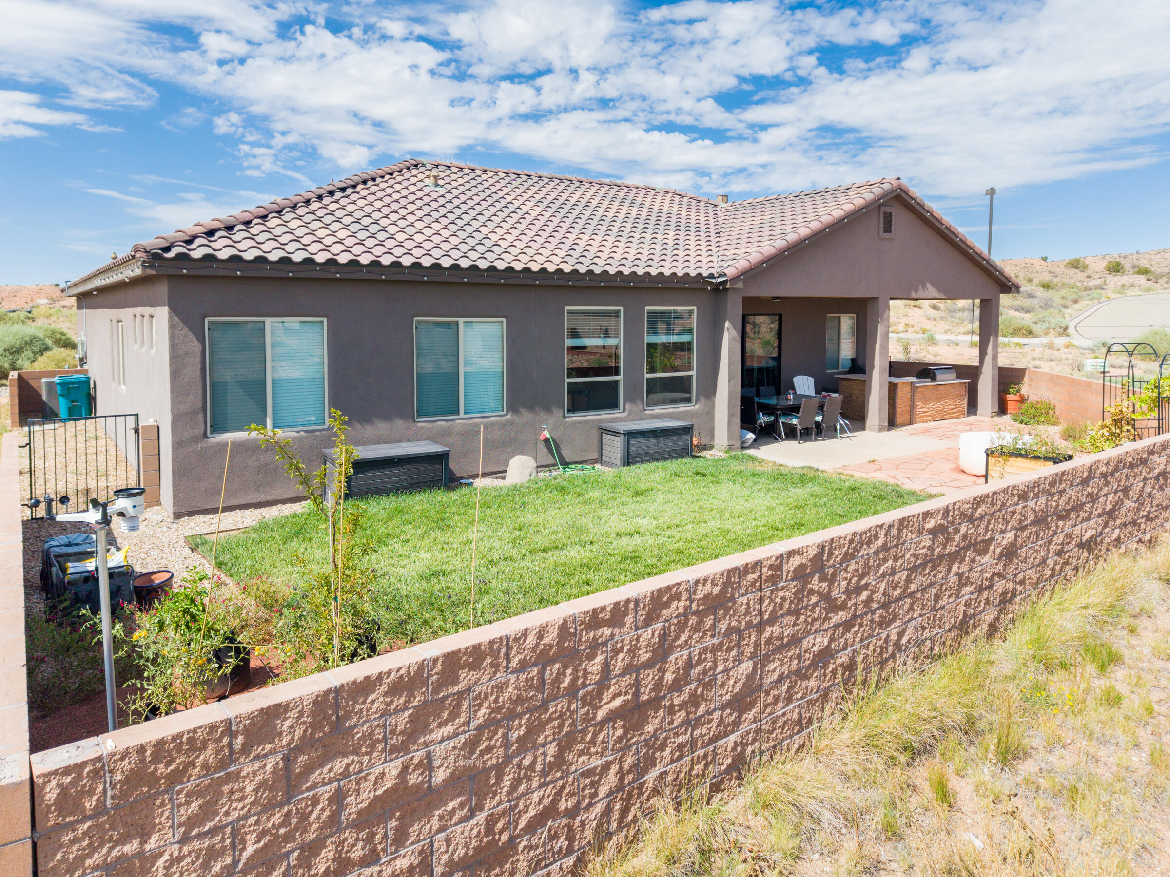 Photo 9 — 5572 Barranca Overlook Court NE