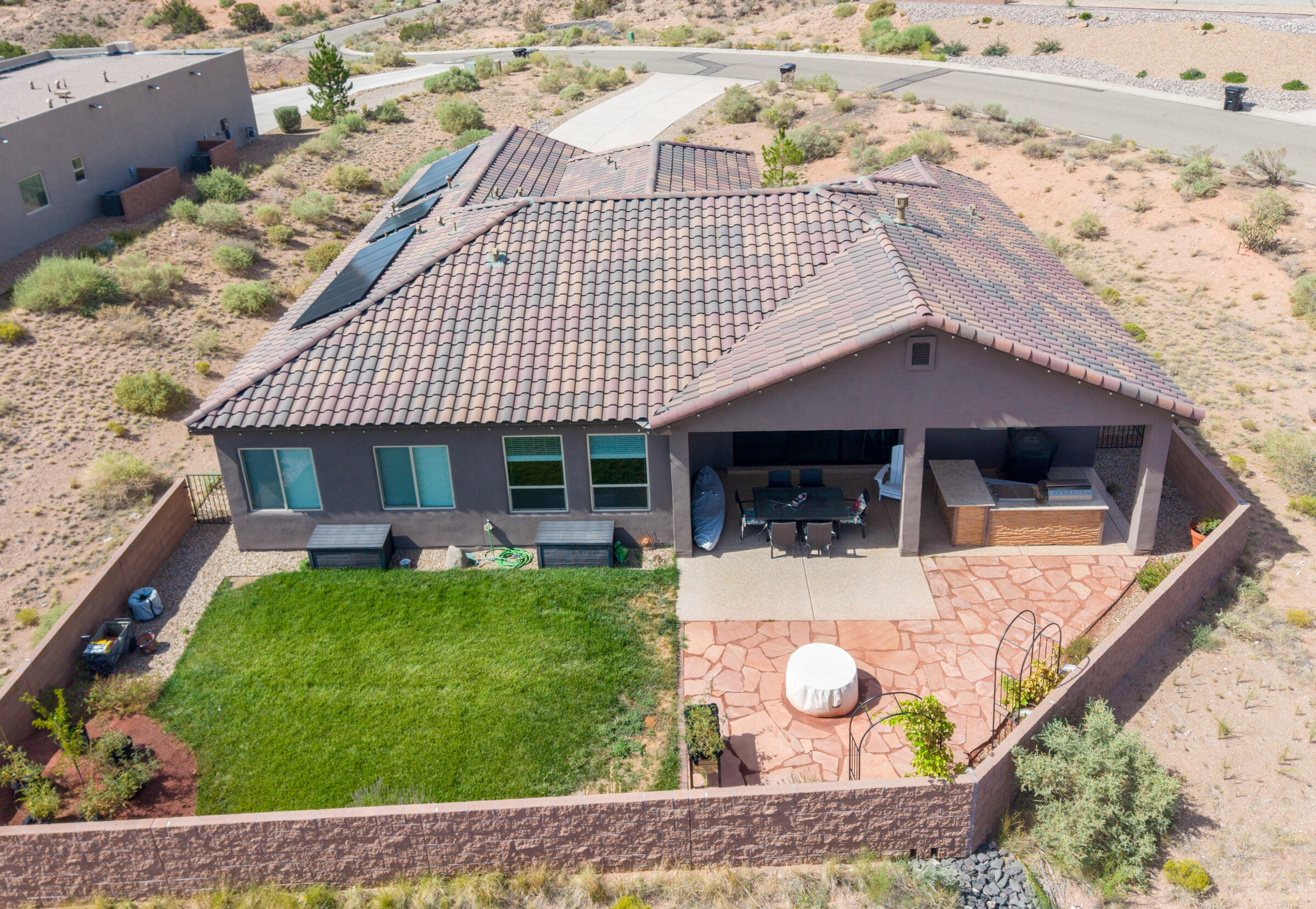 Photo 10 — 5572 Barranca Overlook Court NE
