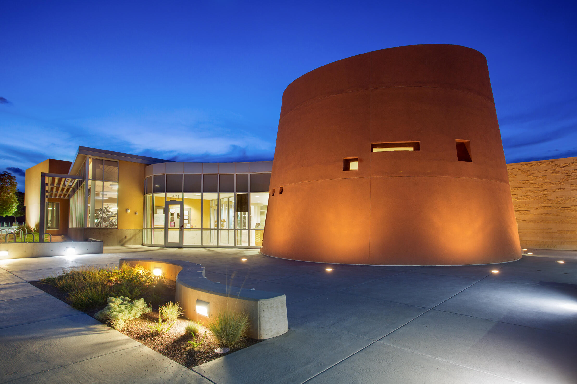 Photo 2 — 5572 Barranca Overlook Court NE