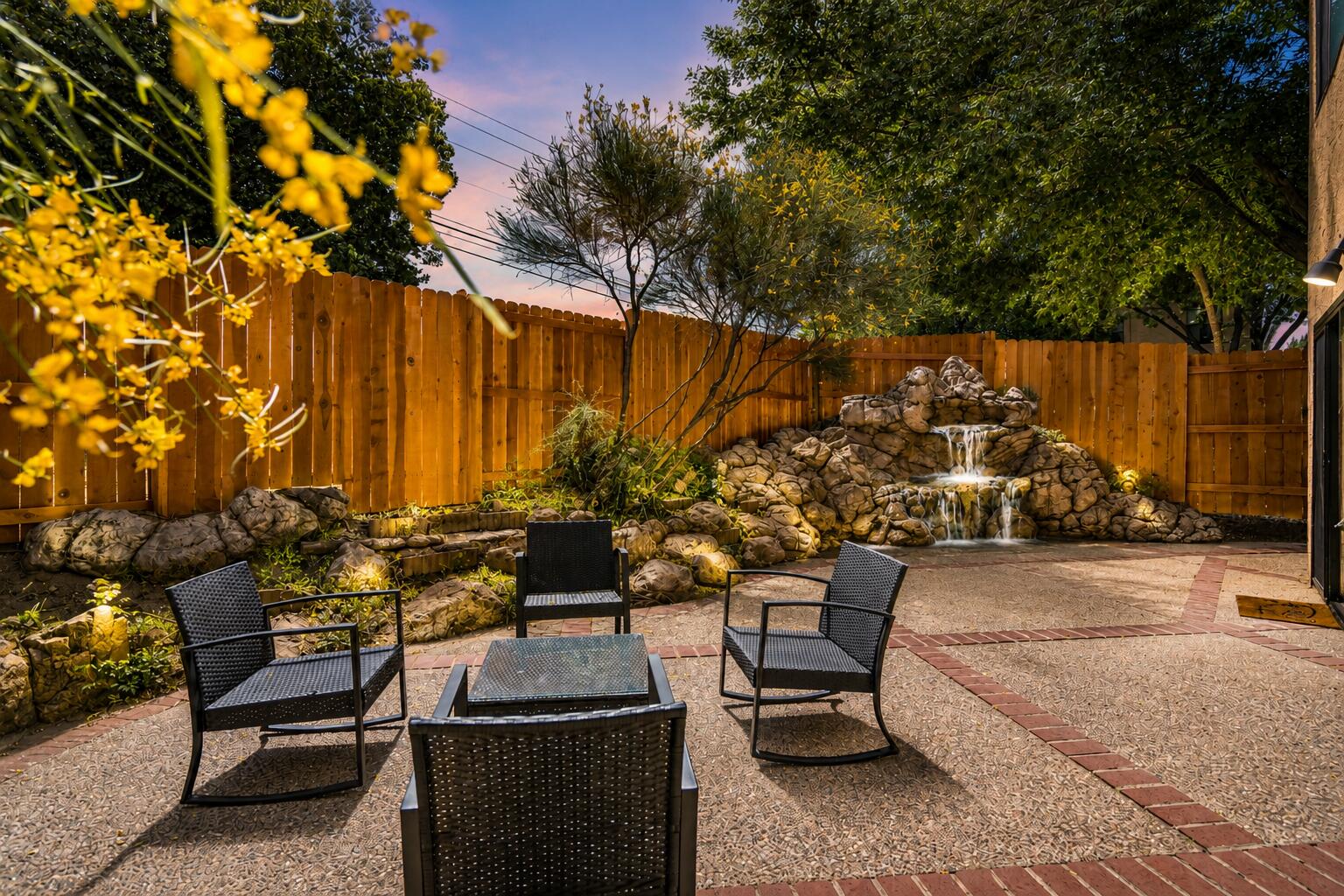 Photo 15 — 7904 Blue Jay Lane NE