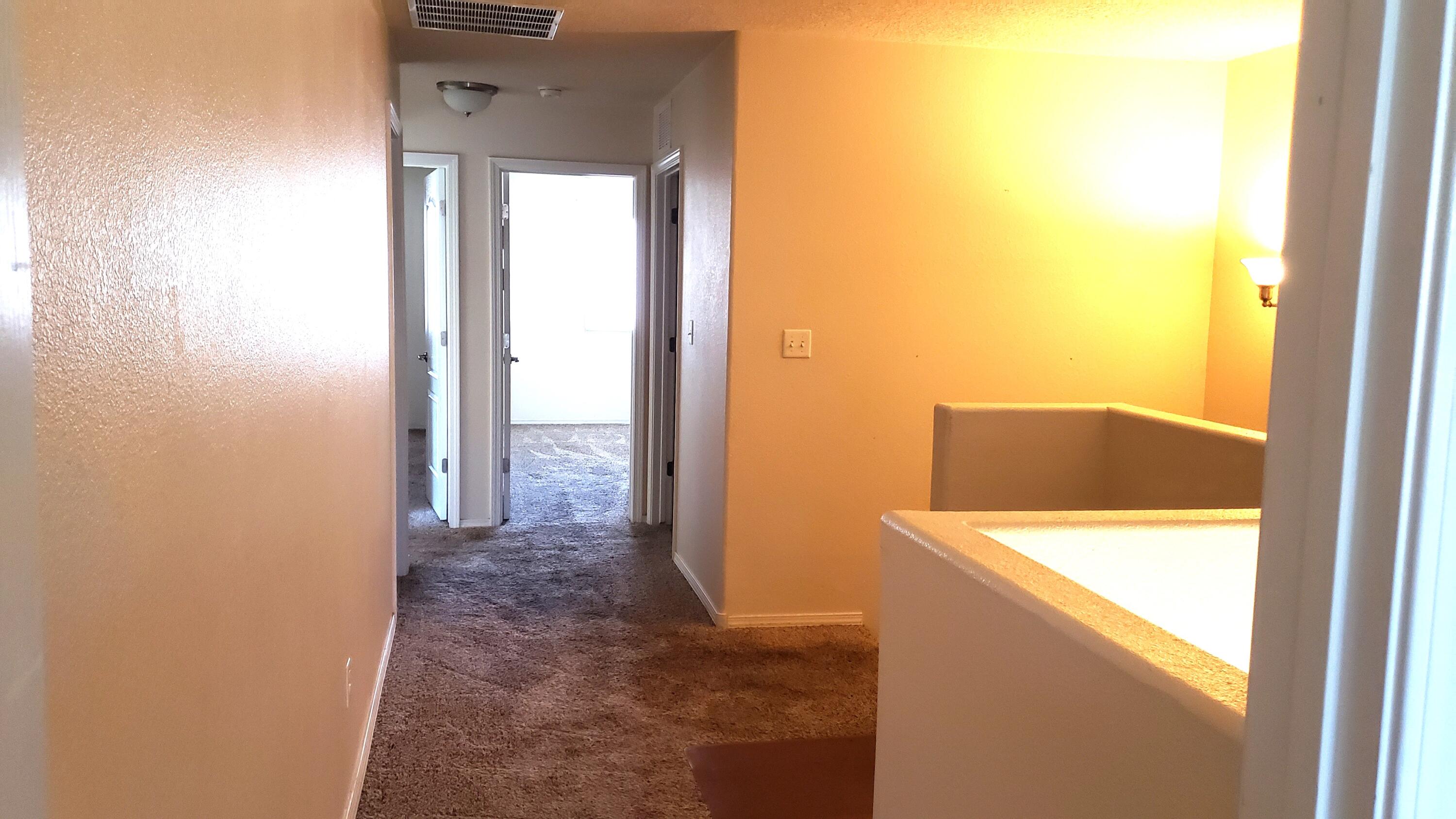 Photo 4 — 10836 Fort Point Lane NE