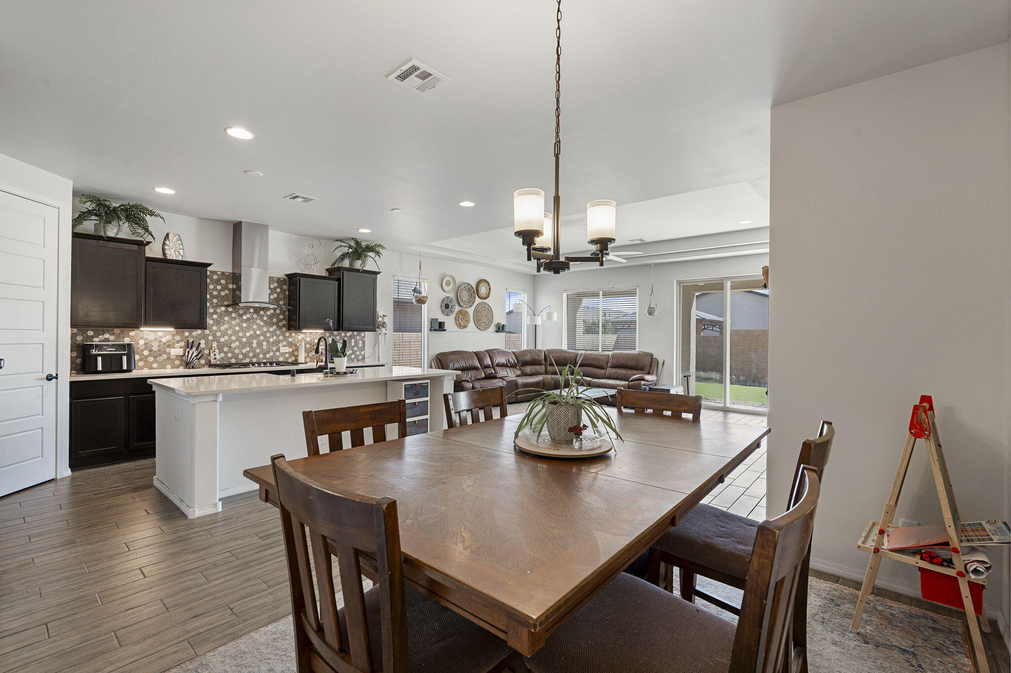 Photo 8 — 374 W Adeline Avenue SW