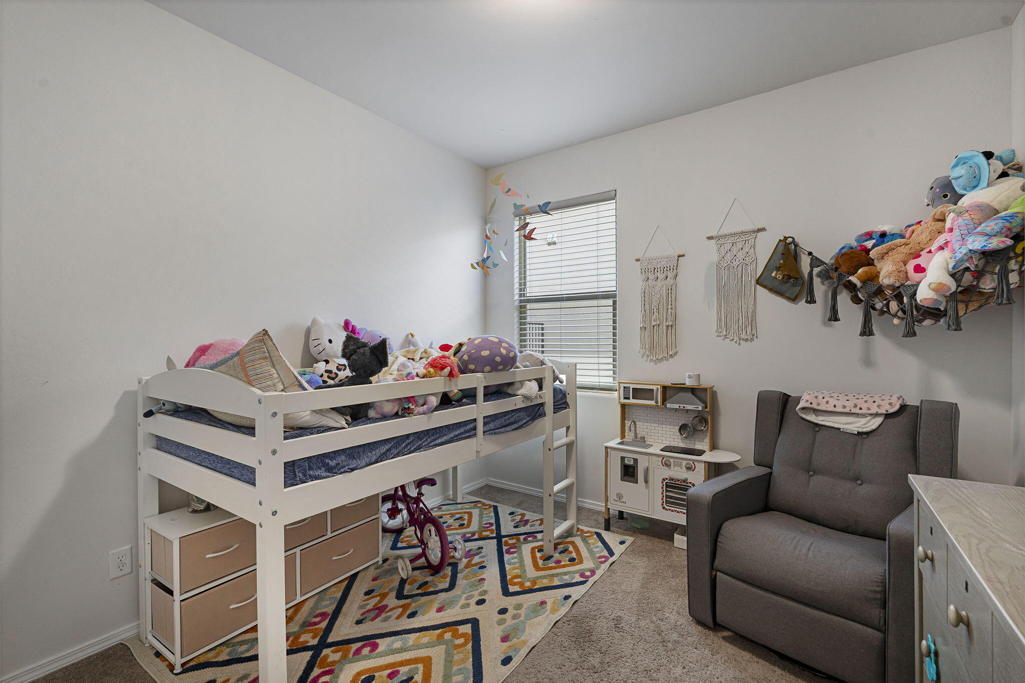 Photo 13 — 374 W Adeline Avenue SW