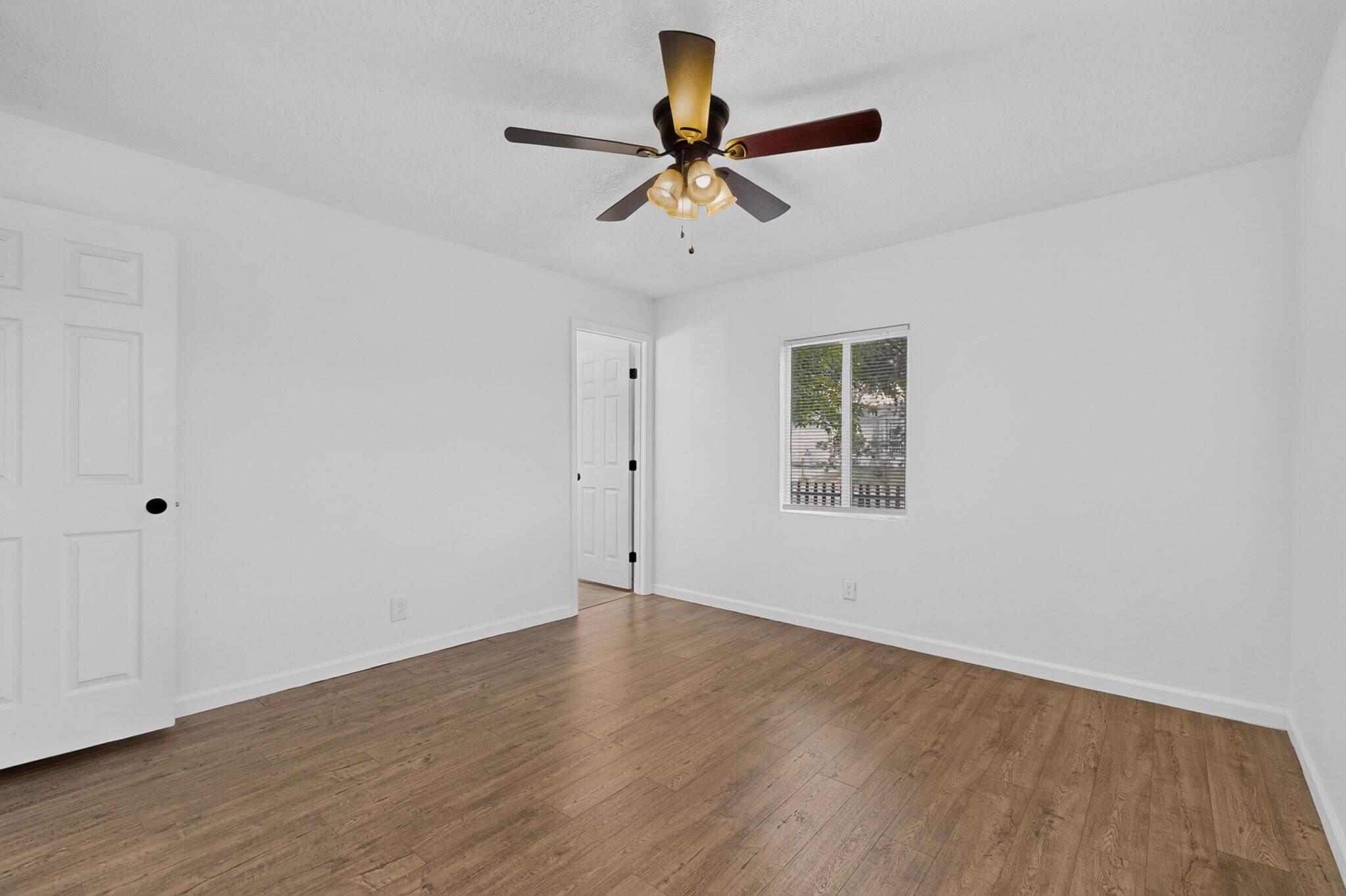 Photo 17 — 900 57th Street NW