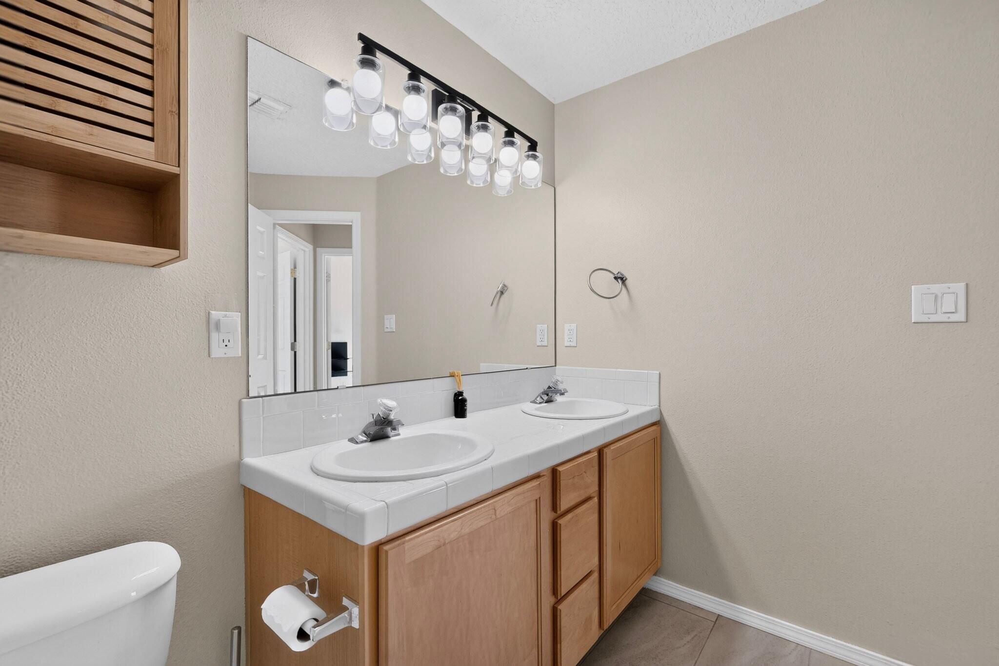 Photo 6 — 11019 Alta Drive NW