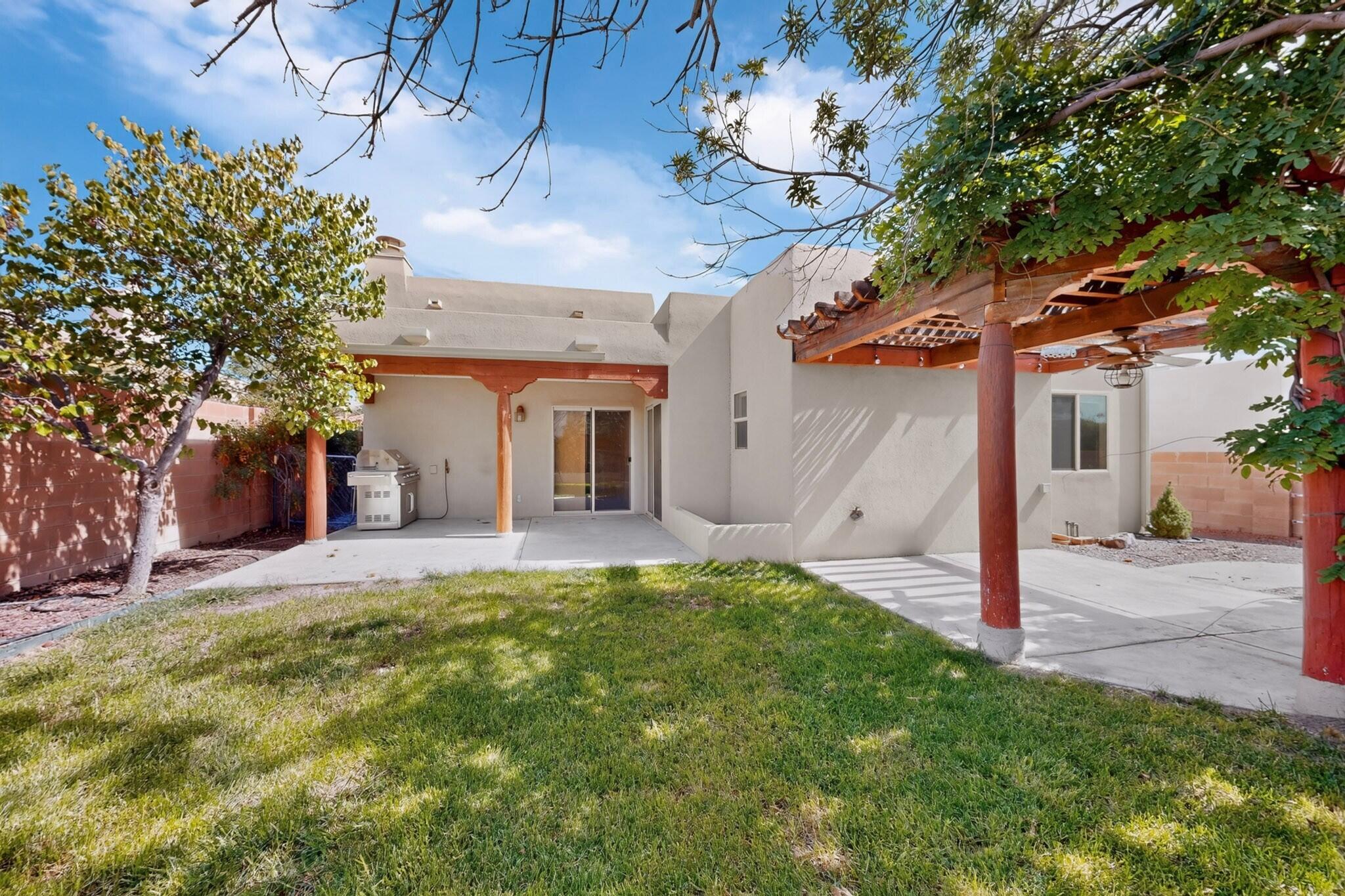 Photo 12 — 11019 Alta Drive NW