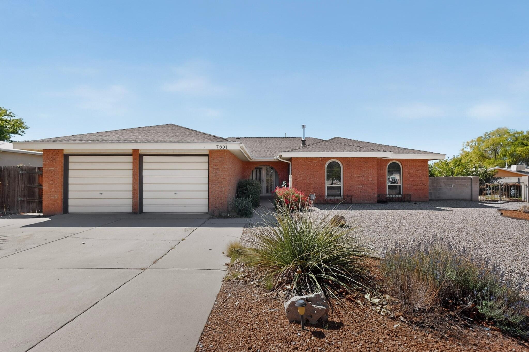 7801 Pioneer Trail NE, Albuquerque, NM 87109