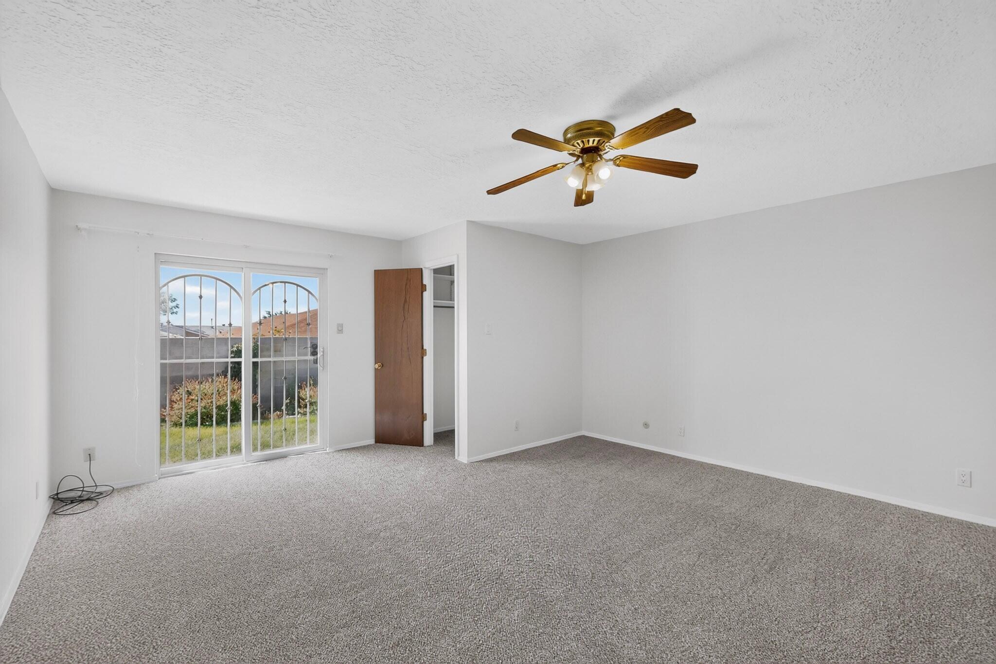 Photo 12 — 7801 Pioneer Trail NE