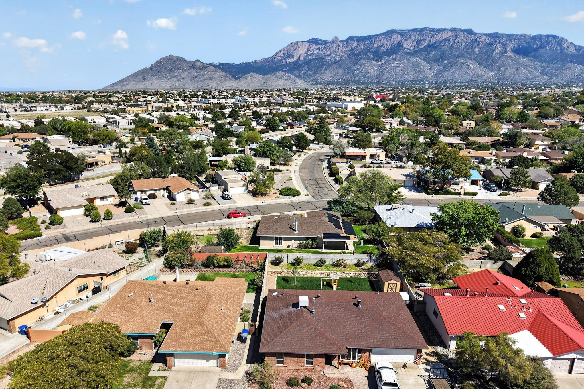 Photo 3 — 7801 Pioneer Trail NE