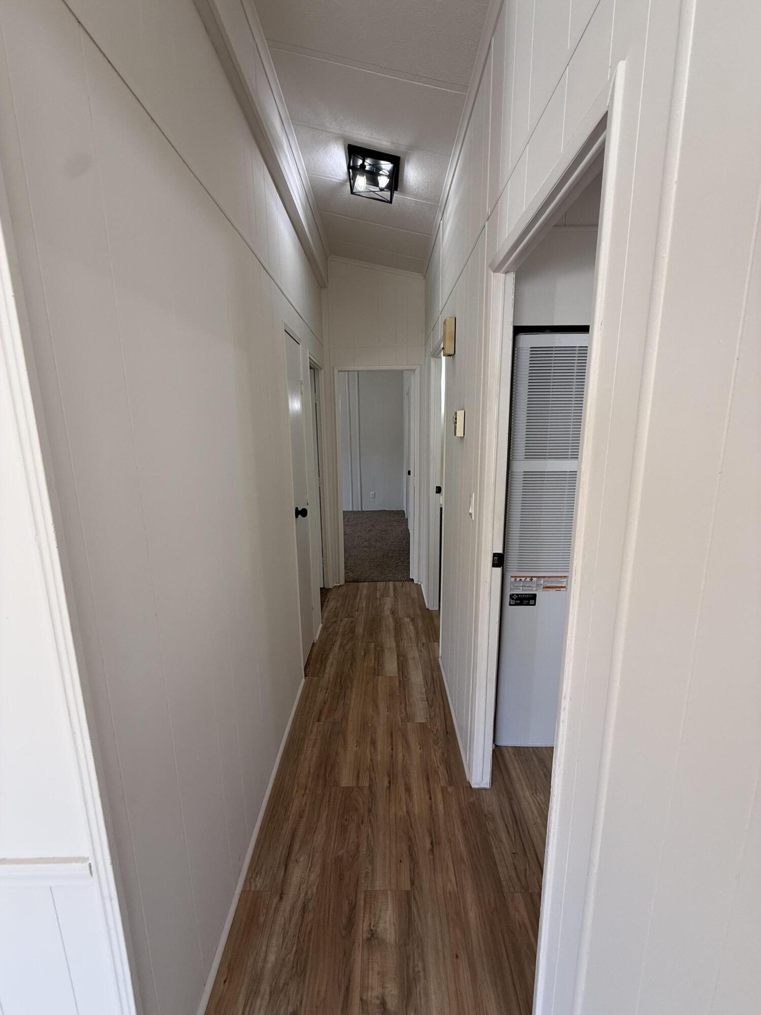 Photo 18 — 8523 Creek Street NE