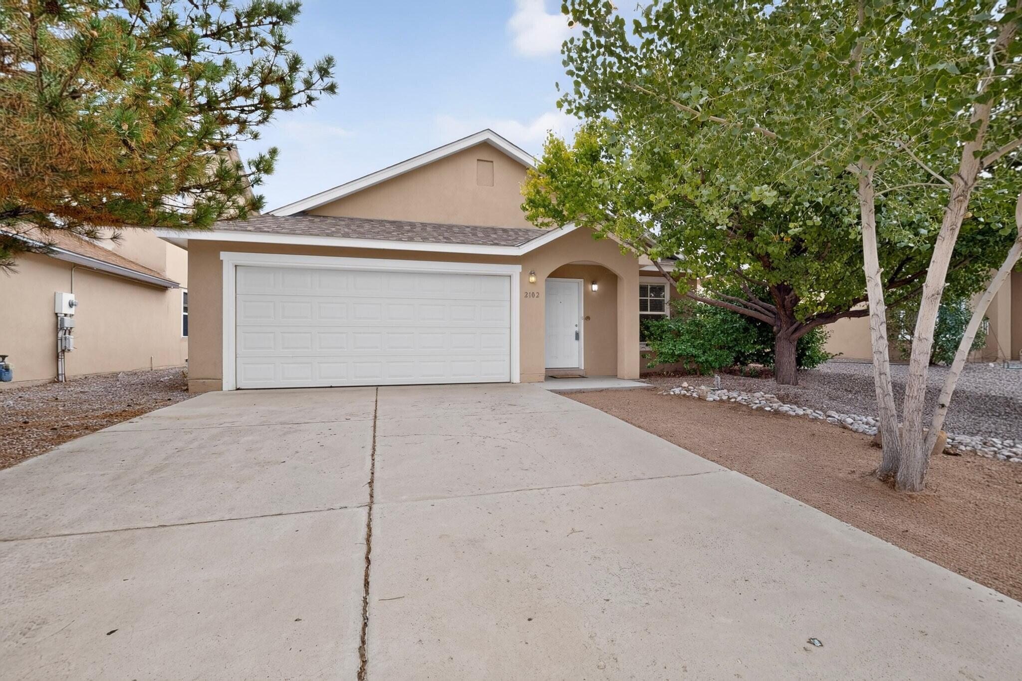 Photo 16 — 2102 N Ensenada Circle SE