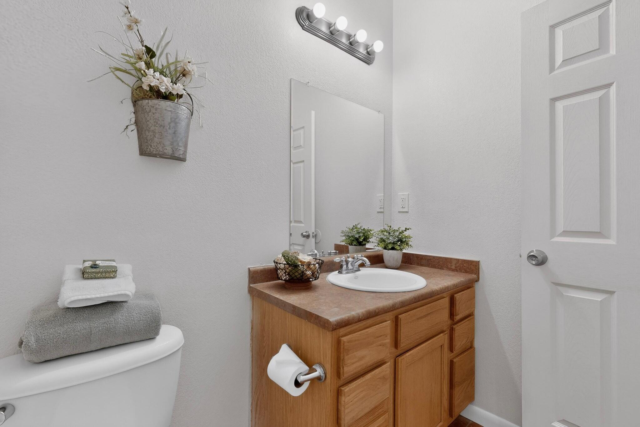 Photo 7 — 2102 N Ensenada Circle SE