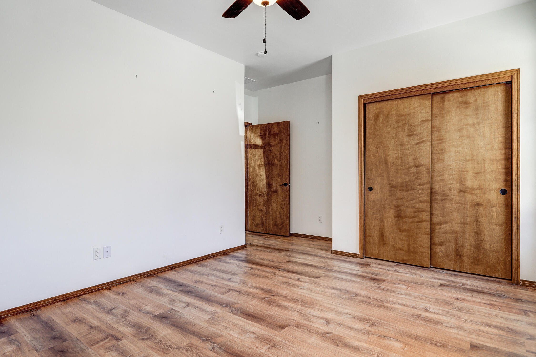 Photo 10 — 5320 Sacate Avenue NW