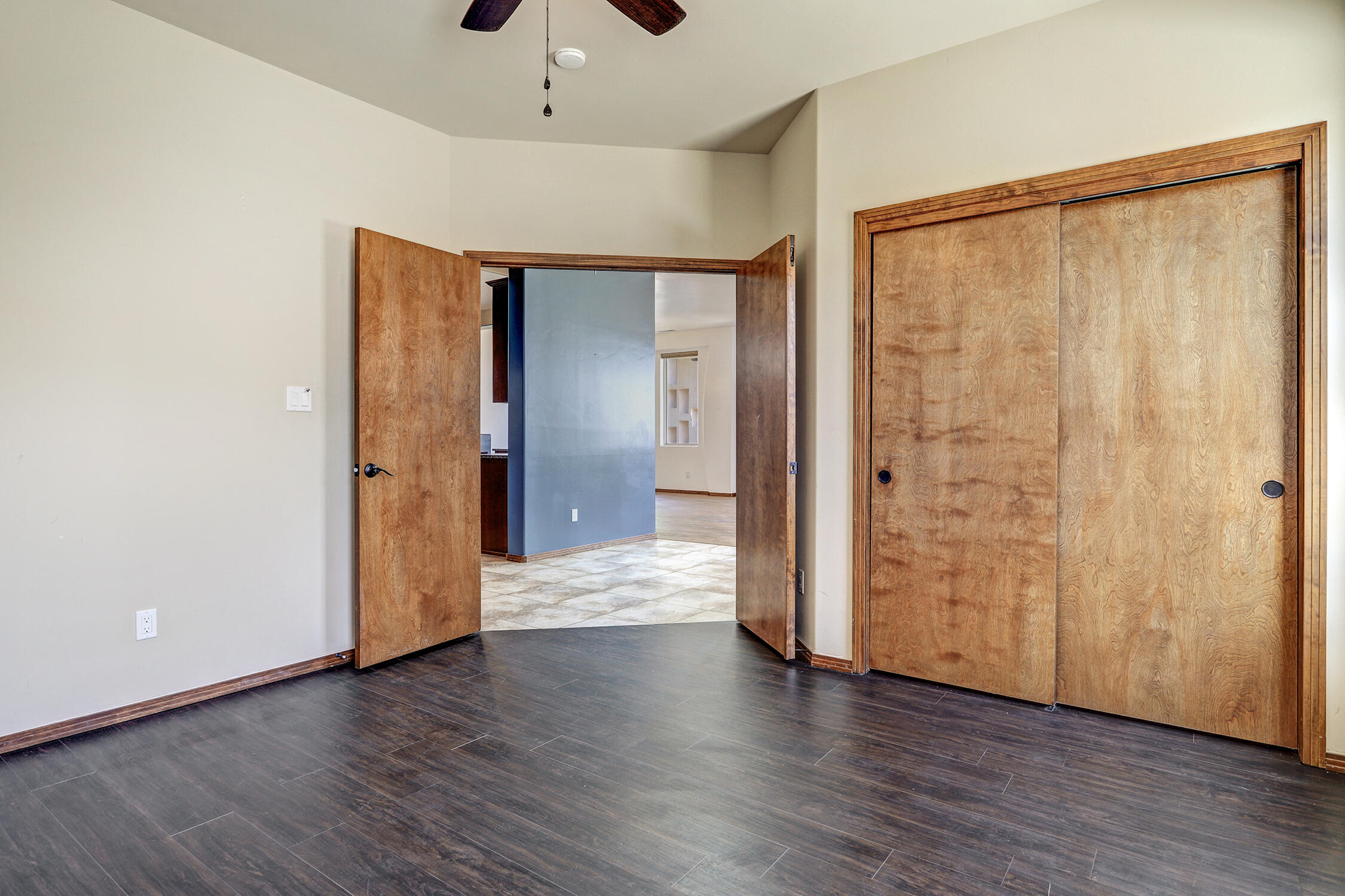 Photo 8 — 5320 Sacate Avenue NW
