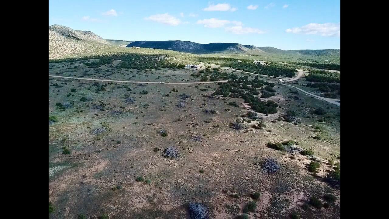 1869 Deer Canyon Trail