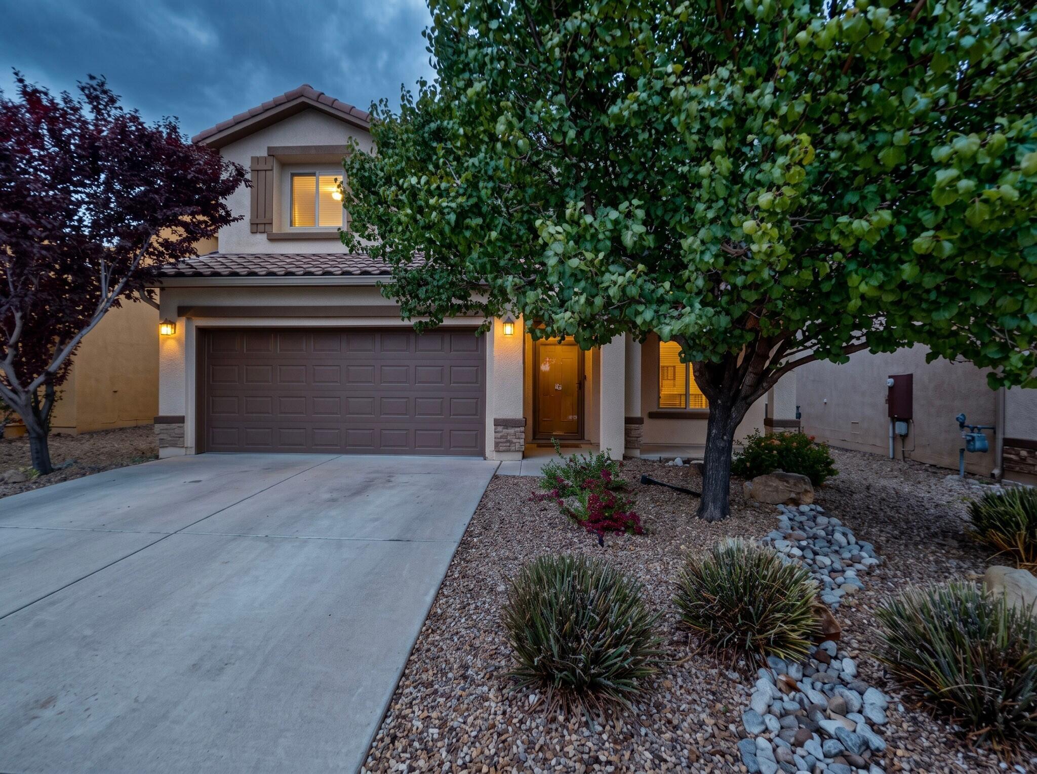 5843 Fossil Road NW, Albuquerque, NM 87114