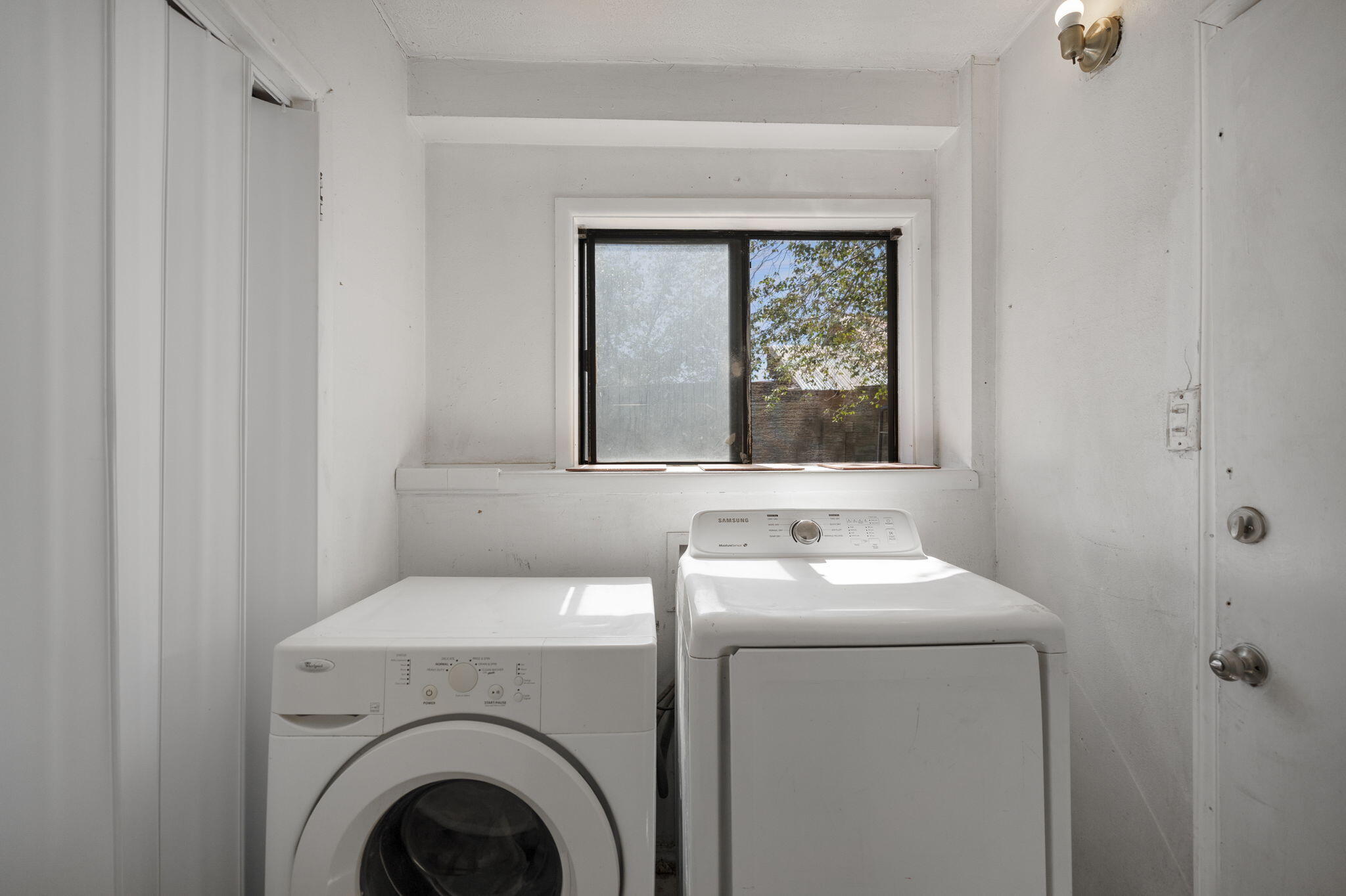 Photo 9 — 620 Iron Avenue SW