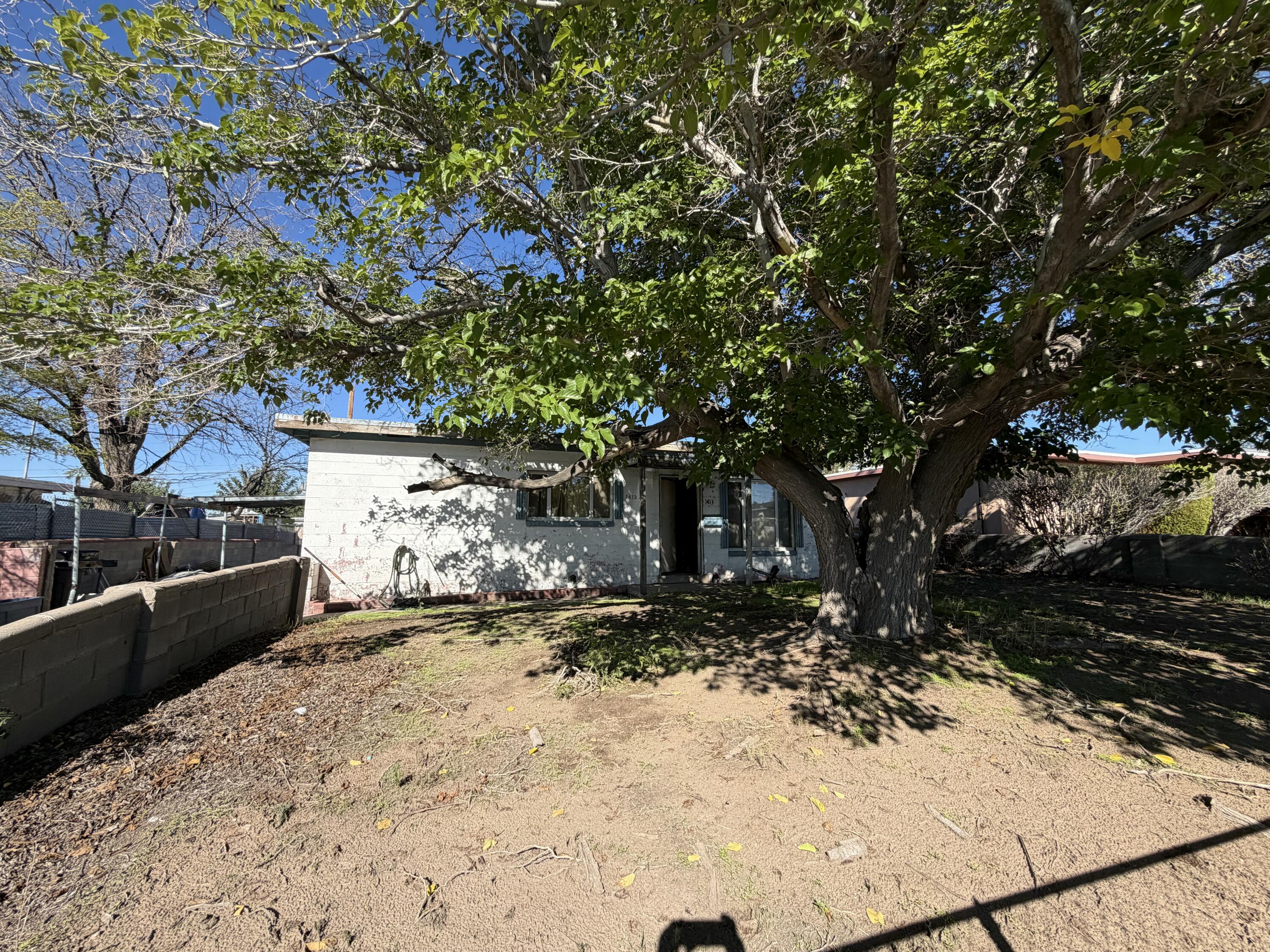 1413 Wheeler Avenue SE, Albuquerque, NM 87106