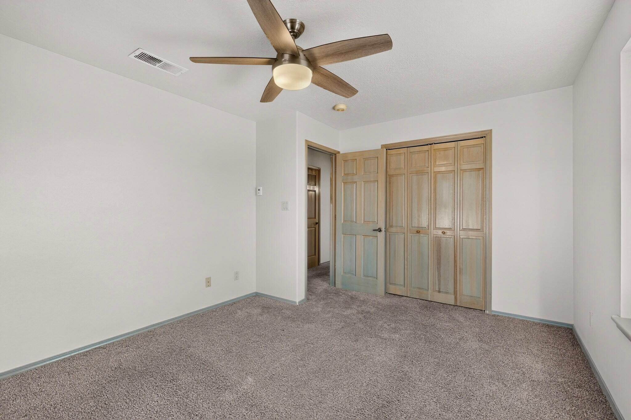 Photo 10 — 150 Silva Court