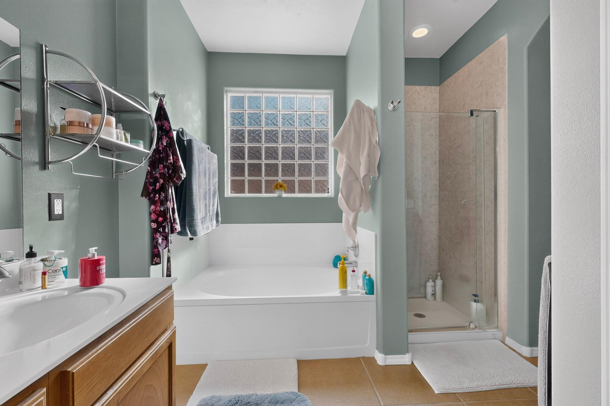 Photo 20 — 9324 Upper Meadow Avenue SW
