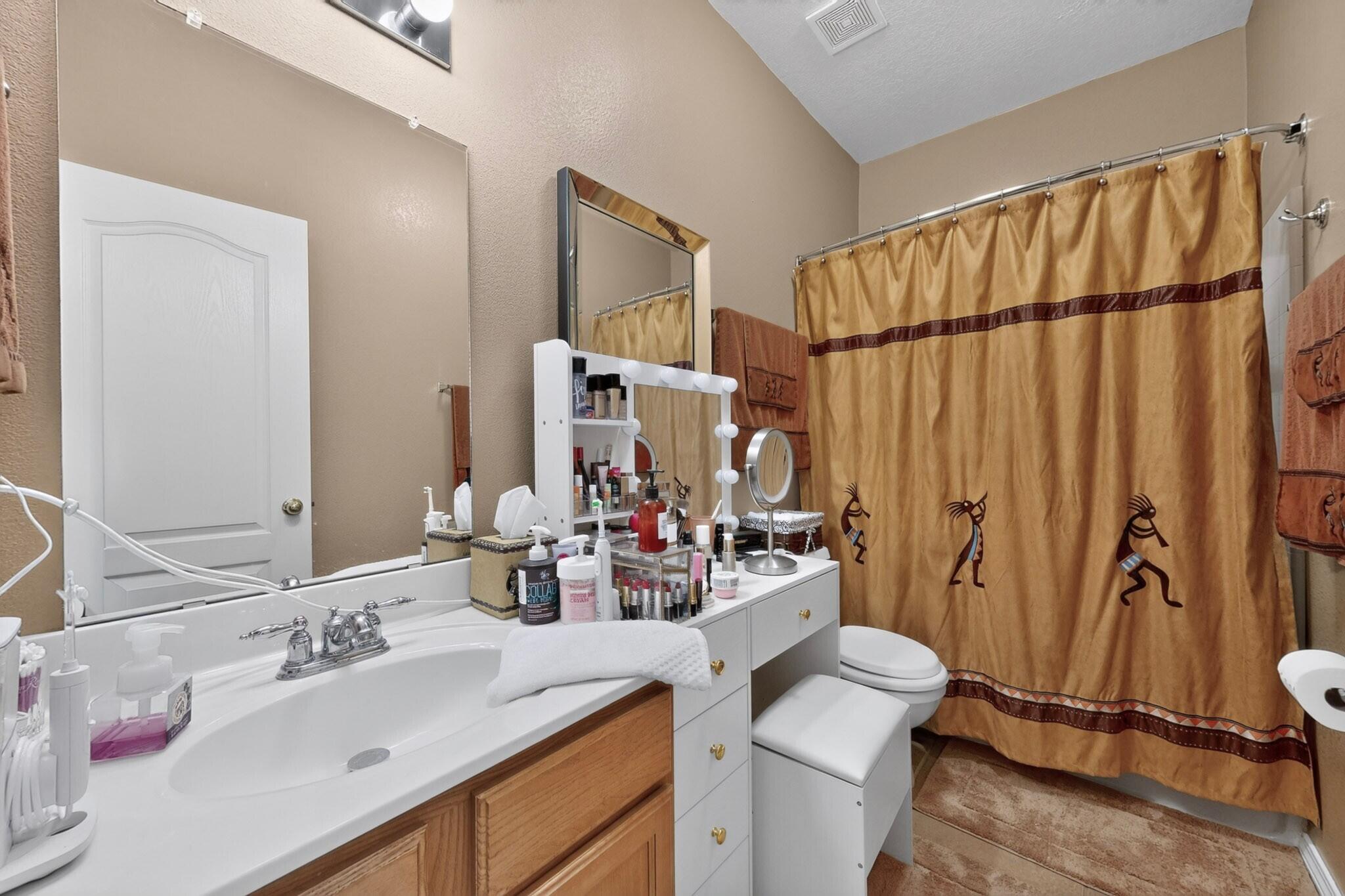 Photo 15 — 9324 Upper Meadow Avenue SW