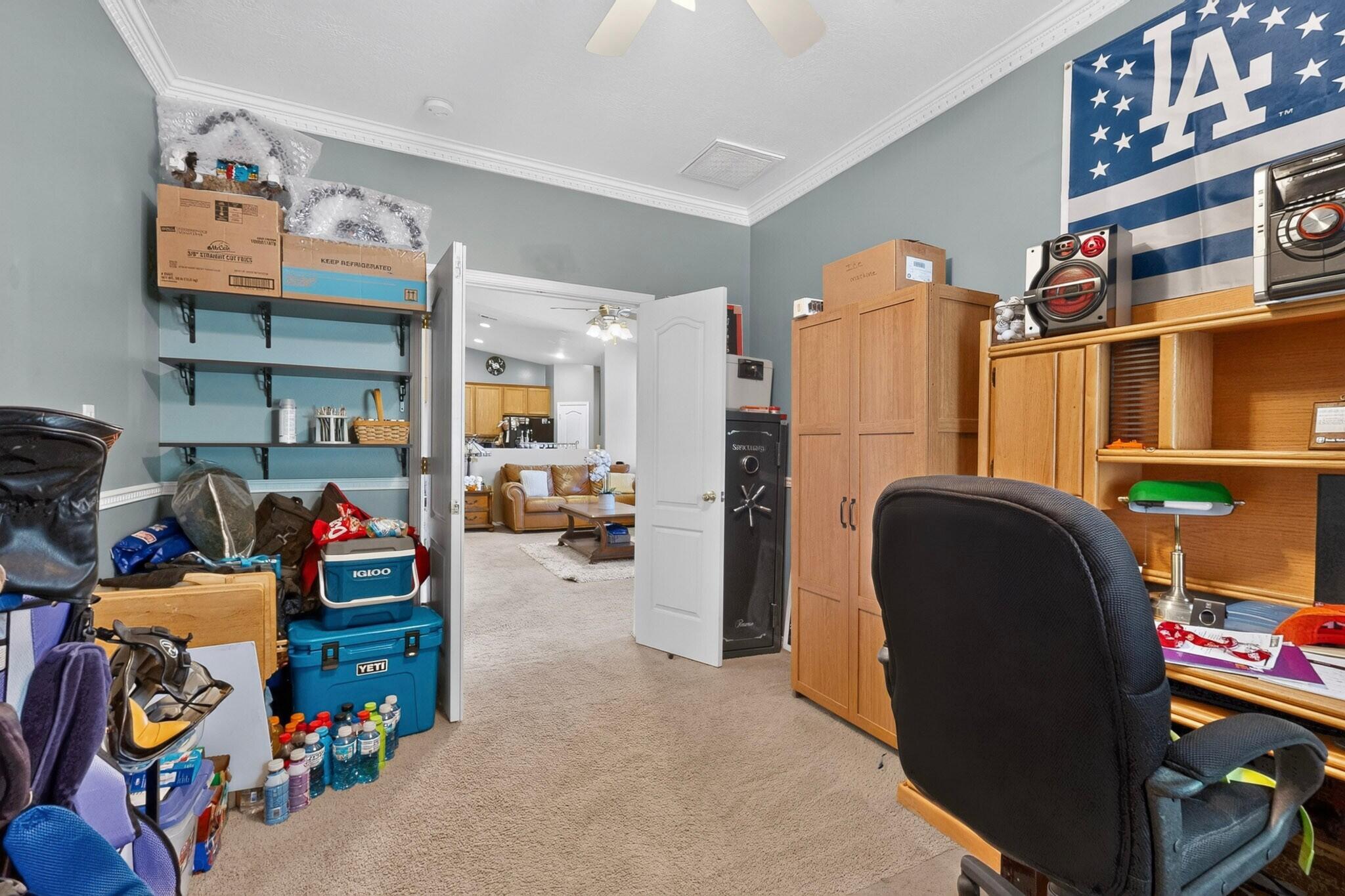 Photo 10 — 9324 Upper Meadow Avenue SW