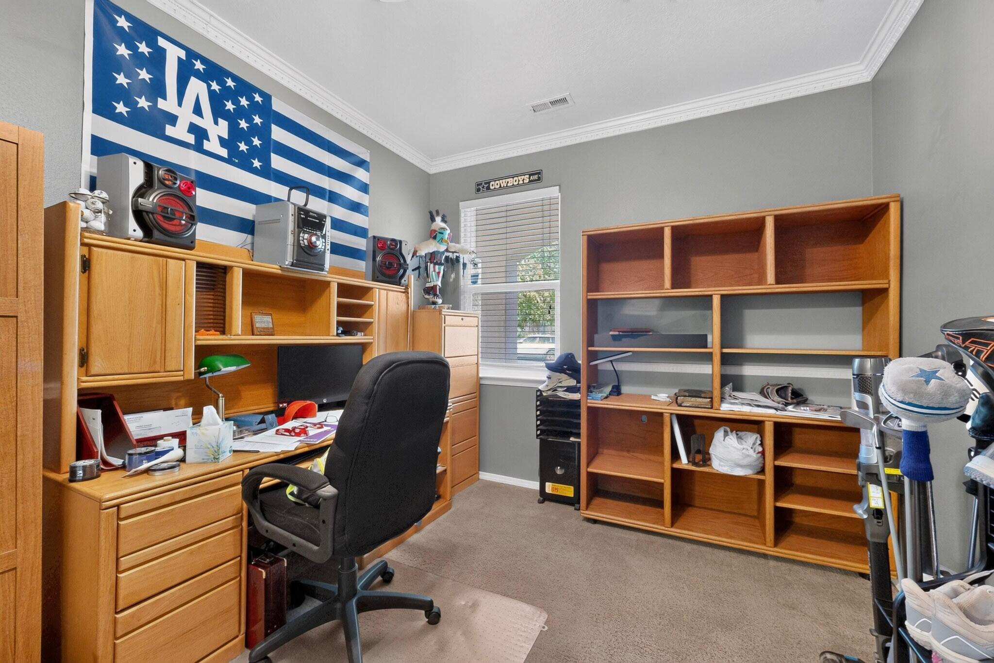 Photo 8 — 9324 Upper Meadow Avenue SW
