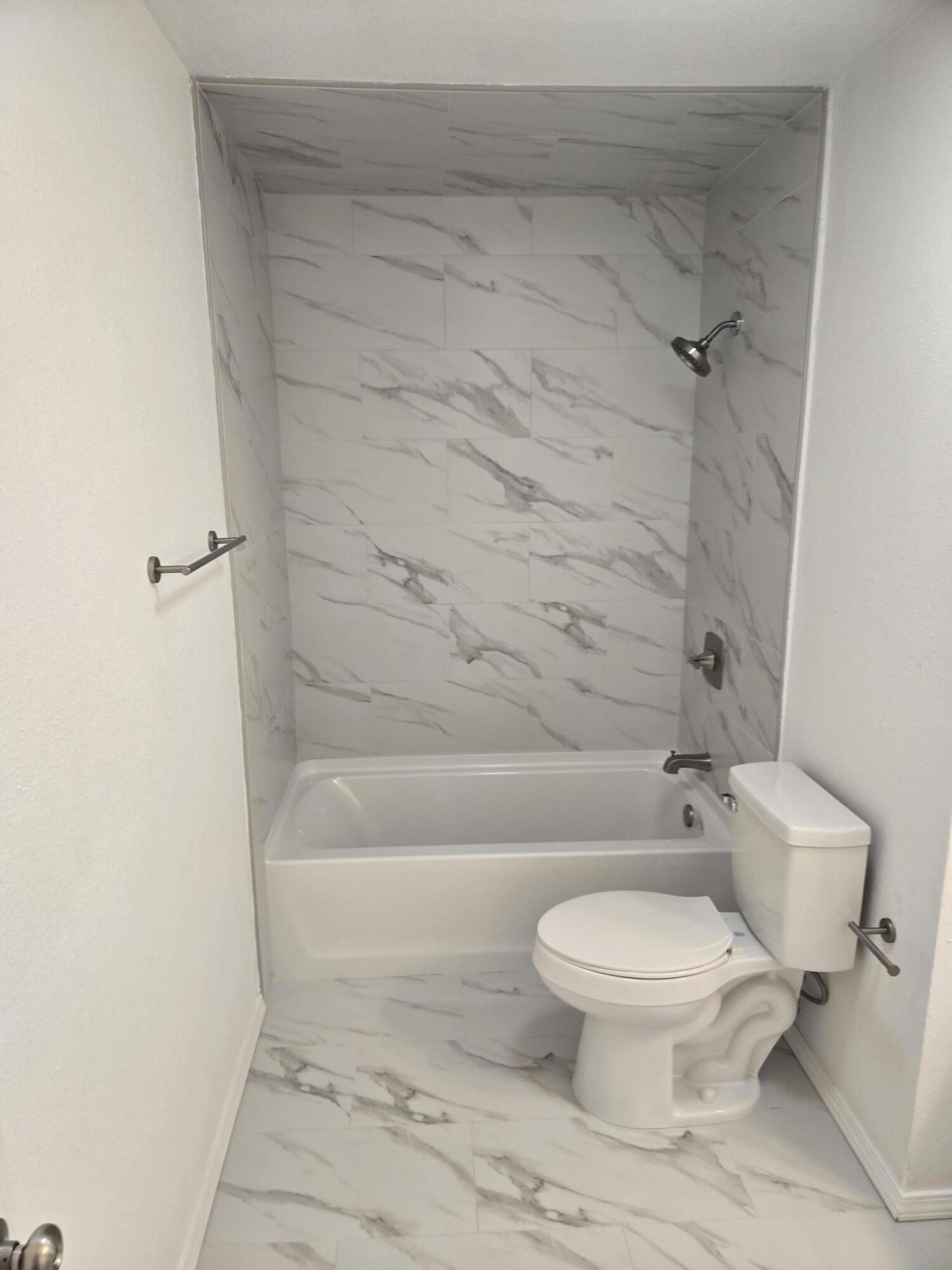Photo 15 — 9020 Princess Jeanne Avenue NE