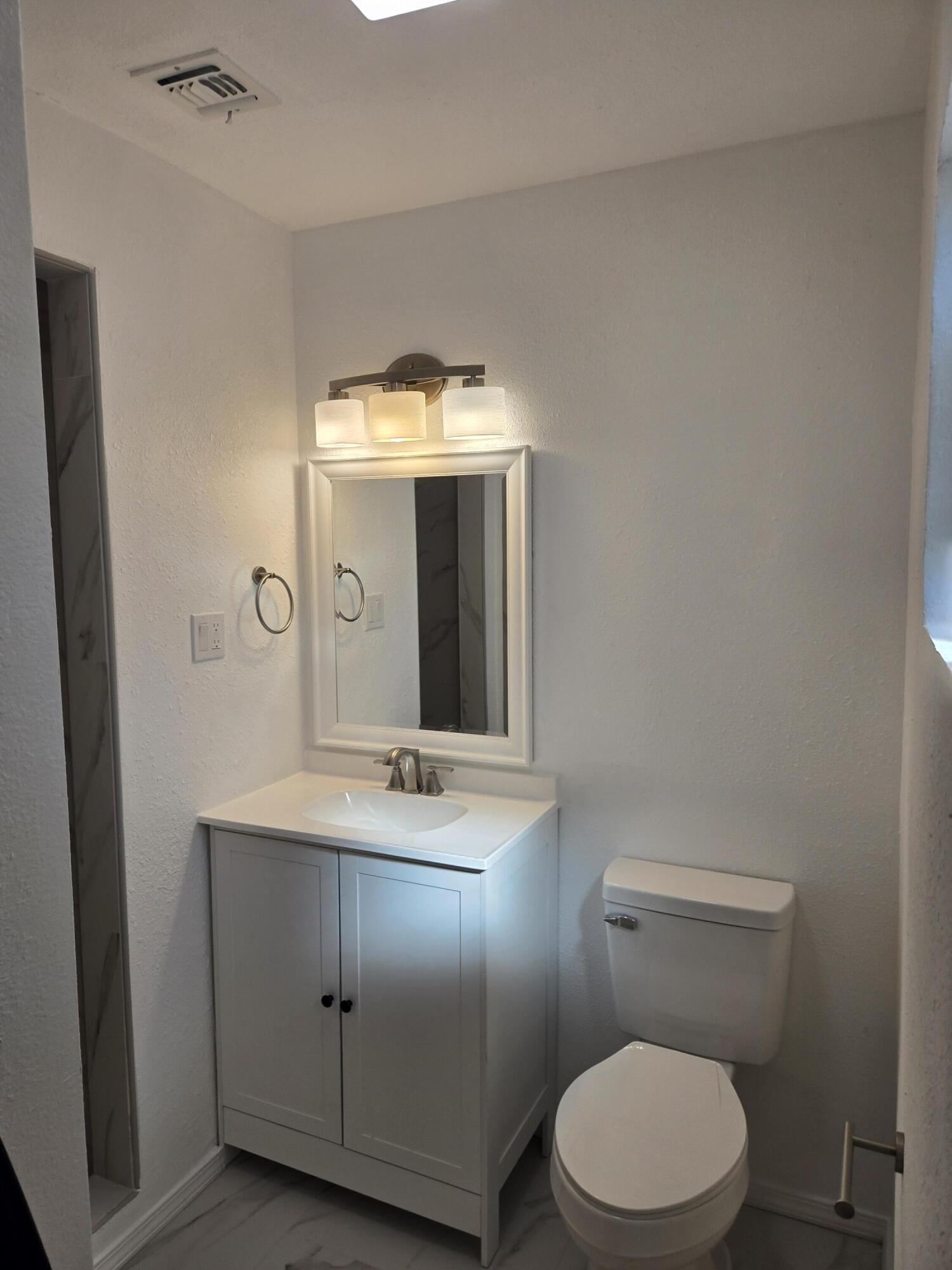Photo 14 — 9020 Princess Jeanne Avenue NE