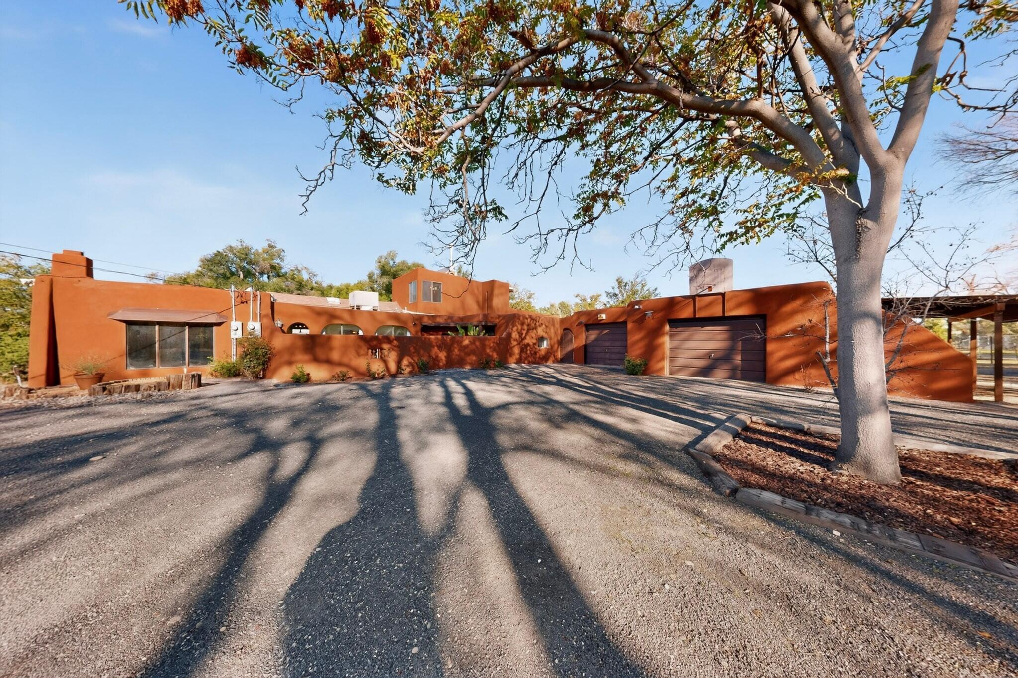 Photo 5 — 225 Willow Road NW