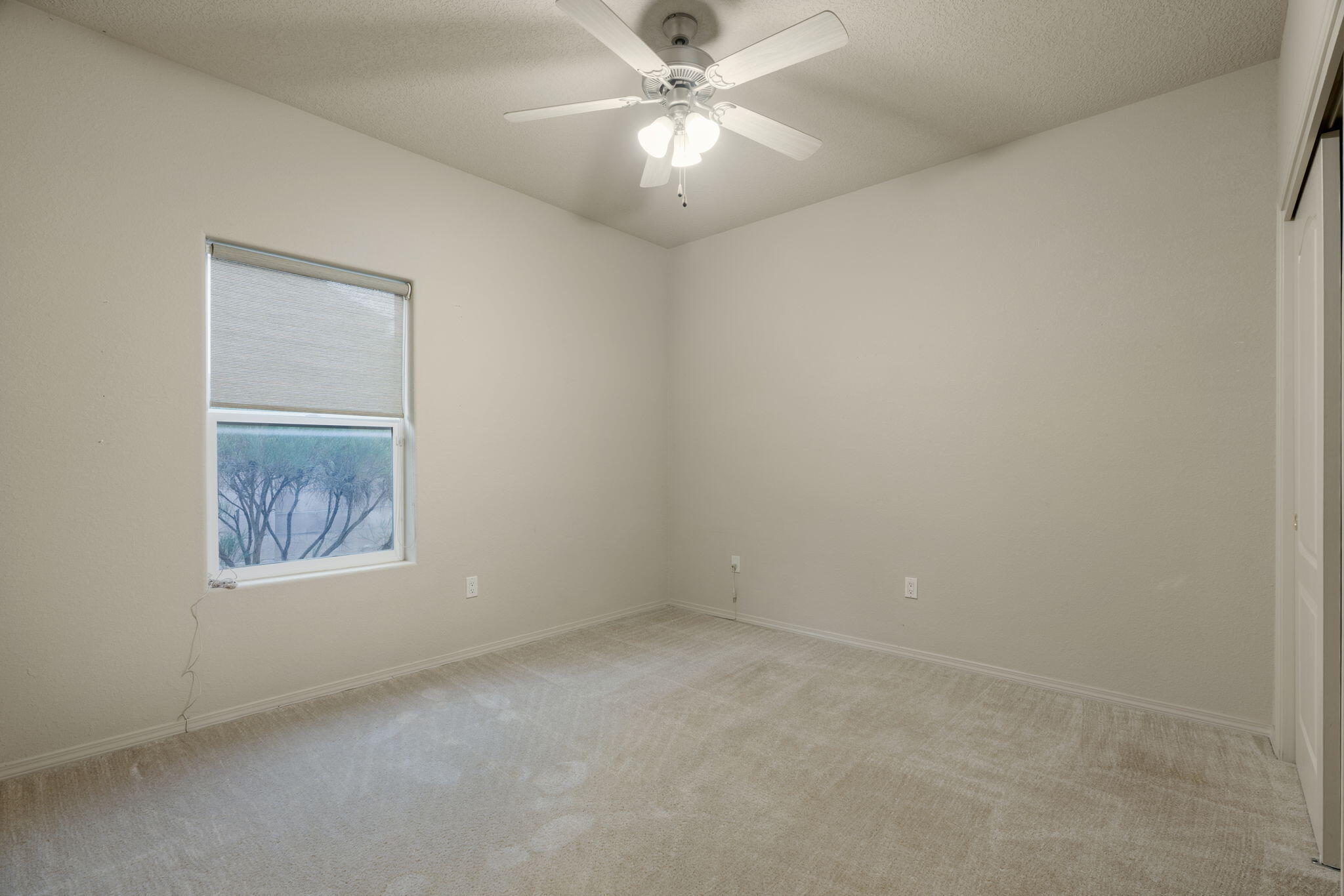 Photo 16 — 6101 Loro Avenue NW