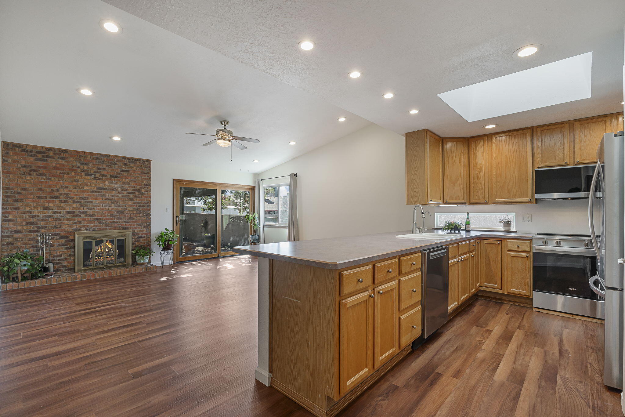 Photo 13 — 8132 Otero Avenue NE